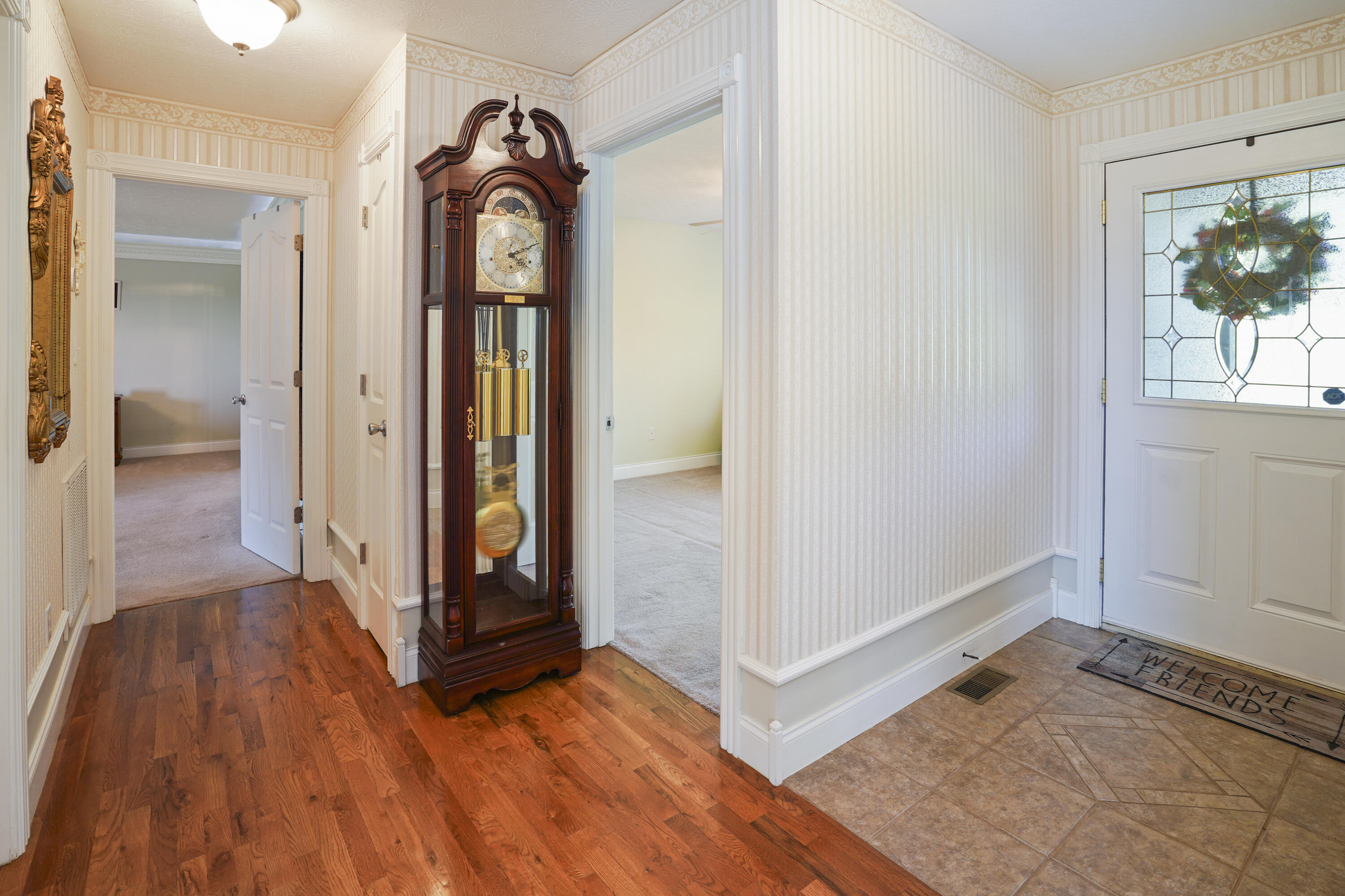 3823 Hickory Hill Drive Property Photo 9