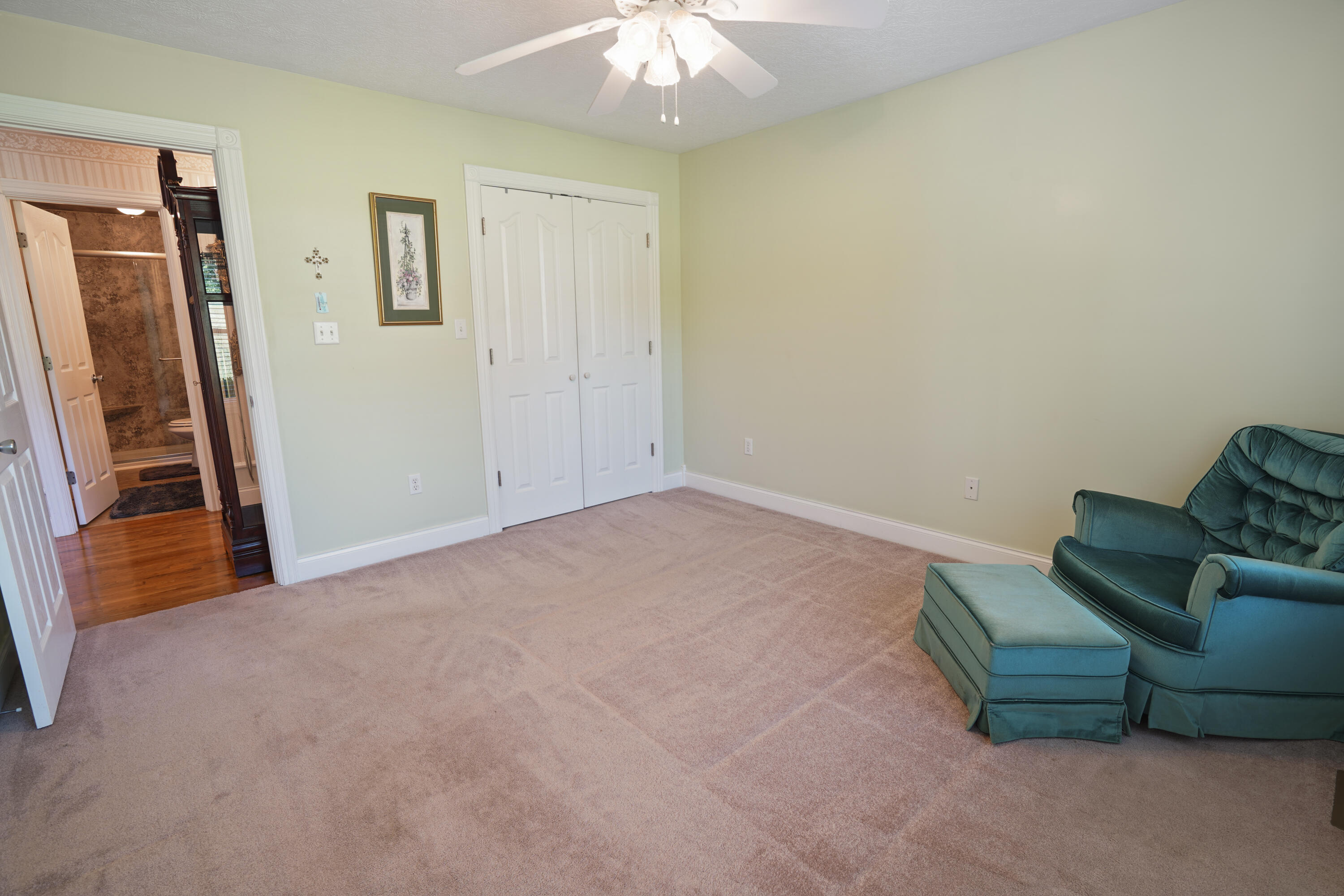 3823 Hickory Hill Drive Property Photo 25