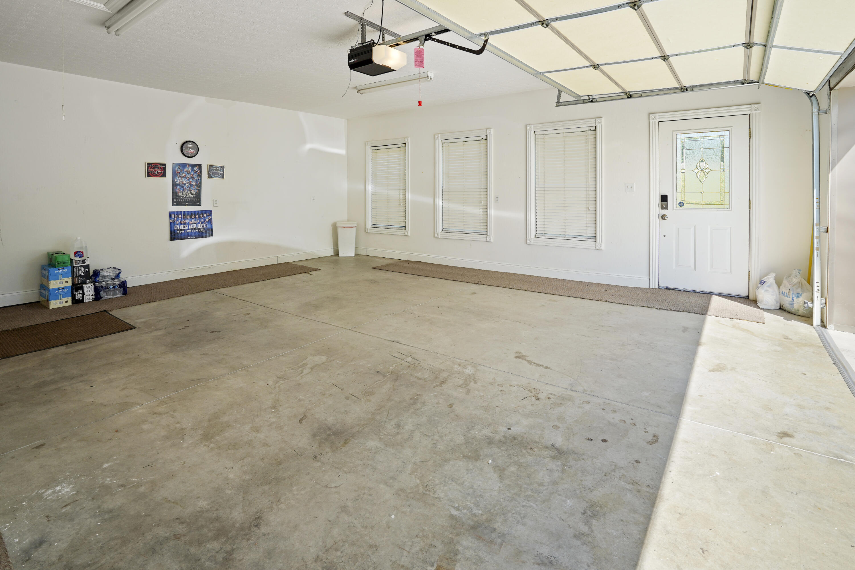 3823 Hickory Hill Drive Property Photo 41