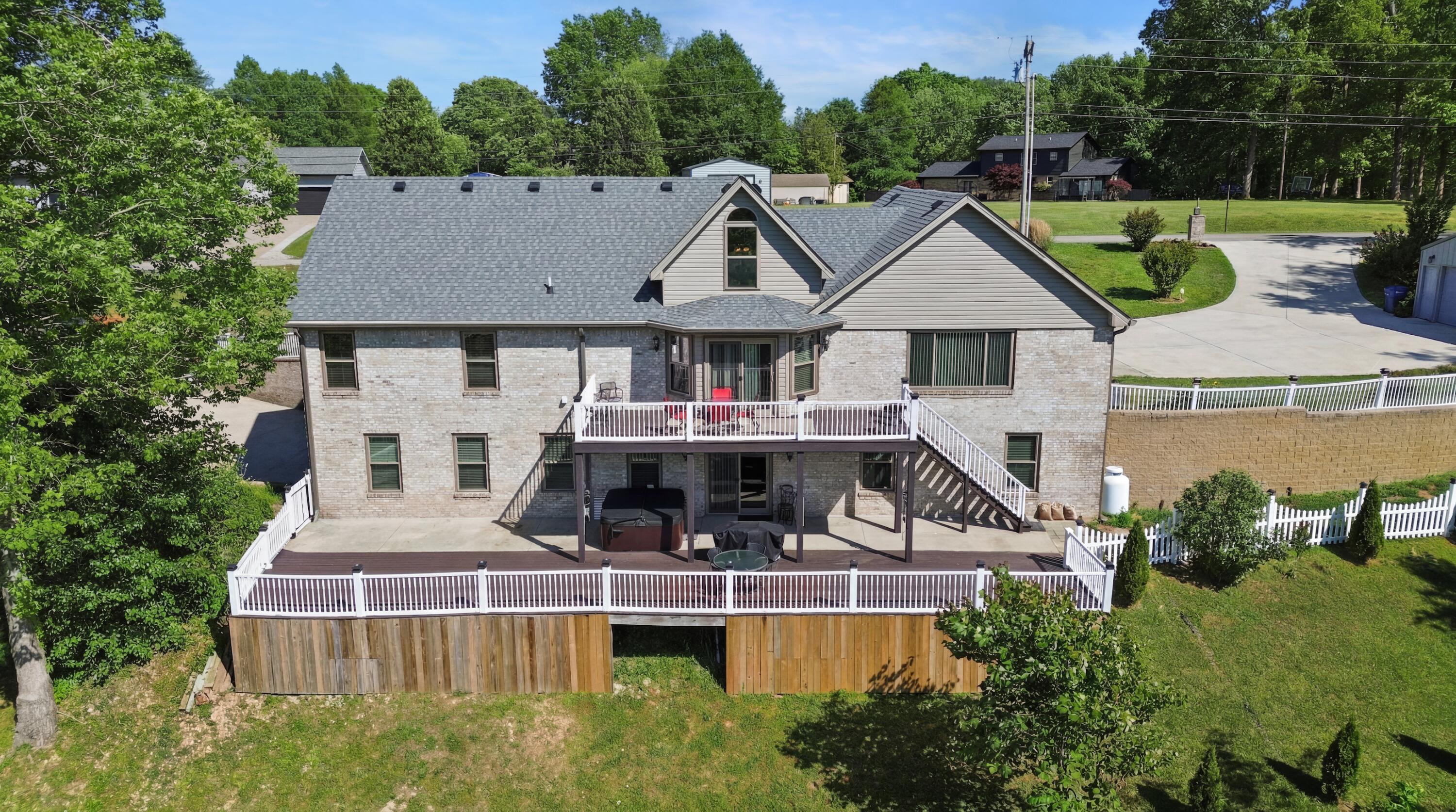 3823 Hickory Hill Drive Property Photo 49
