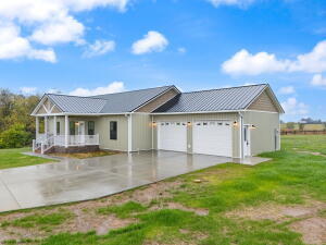 150 Sunflower Road Property Photo 6