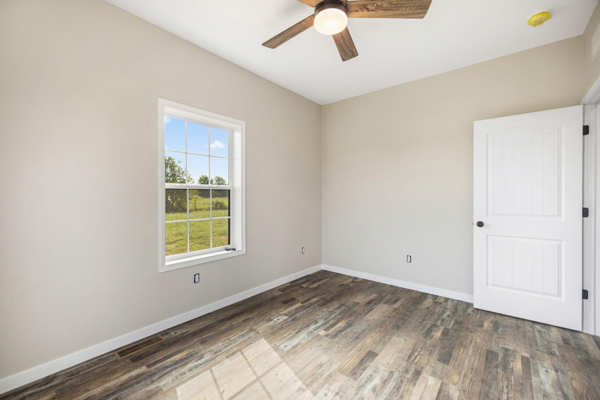 150 Sunflower Road Property Photo 28