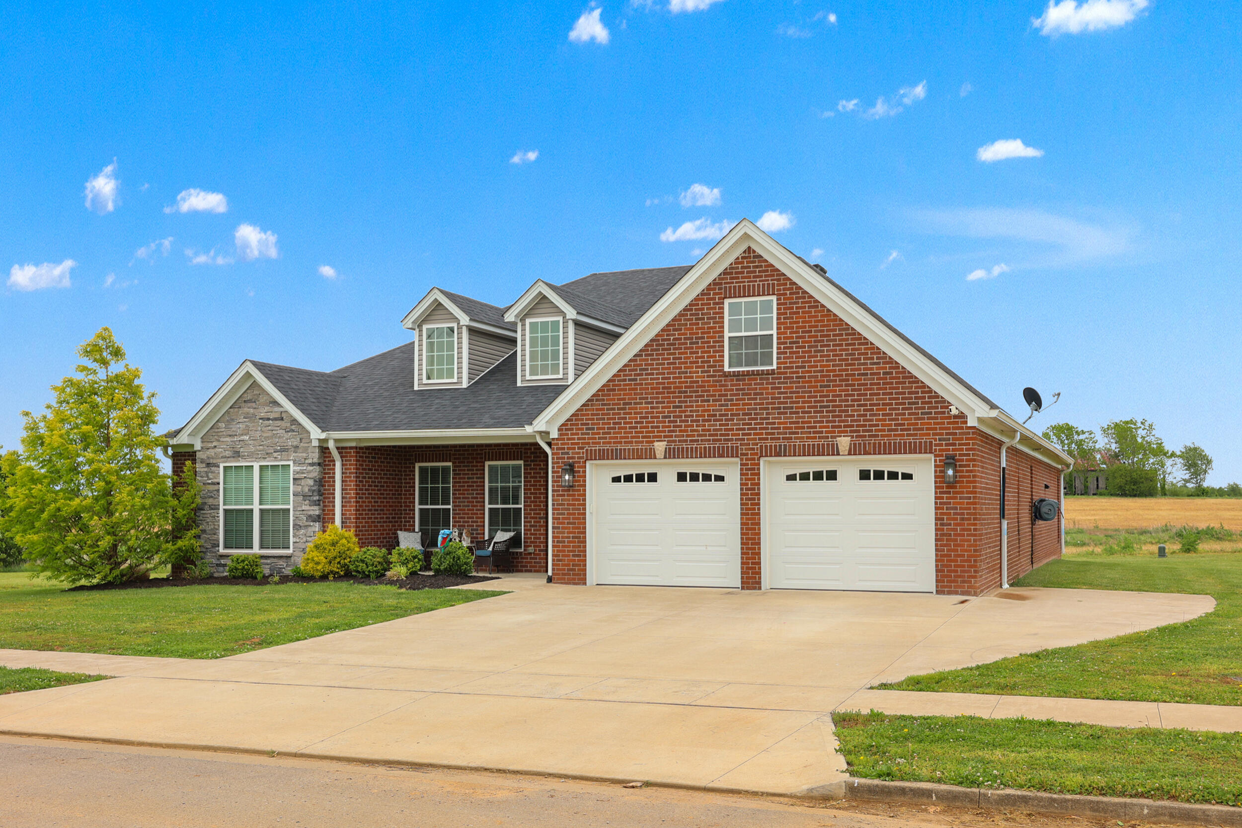 445 Houston Oaks Drive Property Photo 46