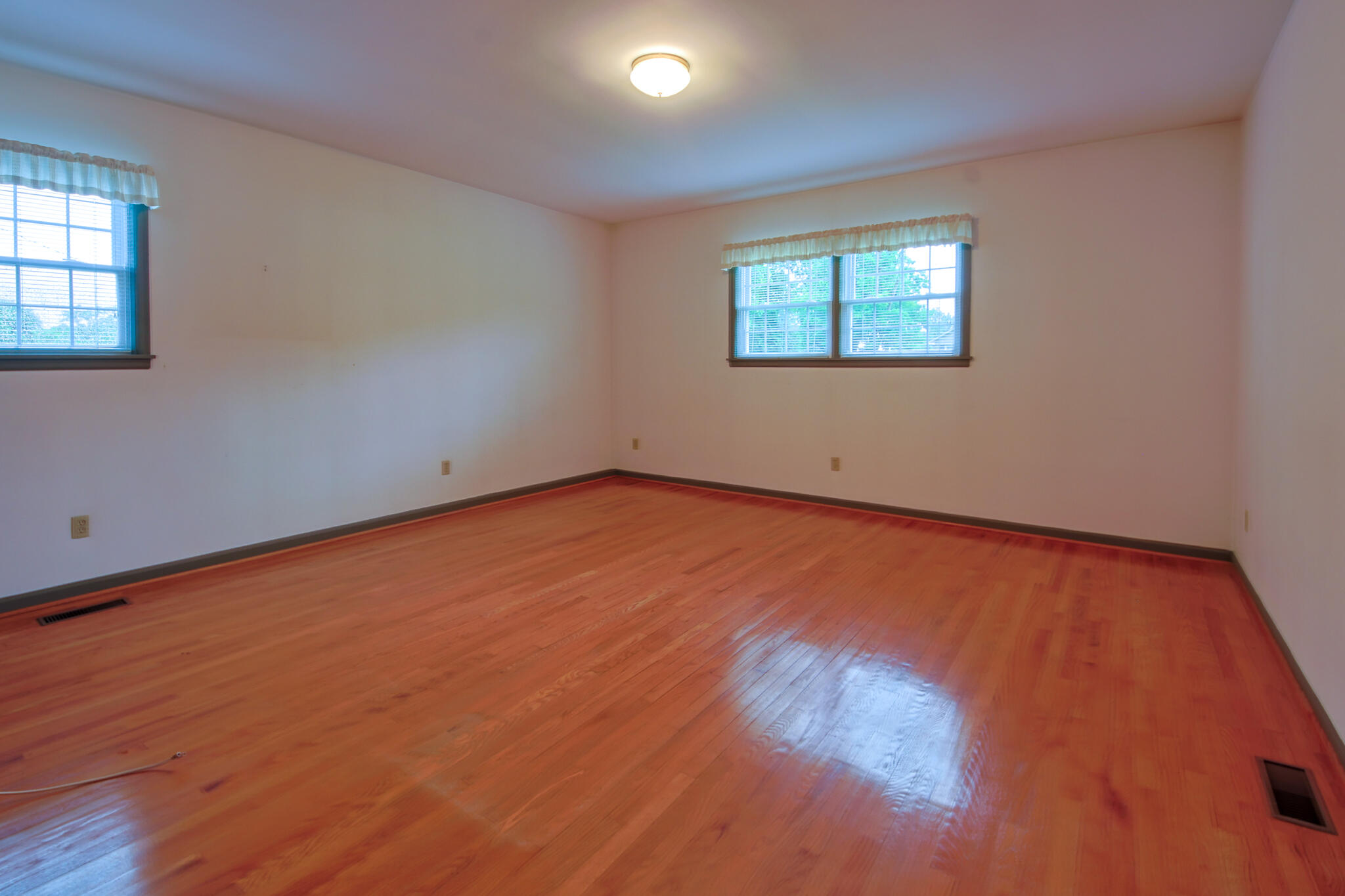 16 Manor Drive Property Photo 41