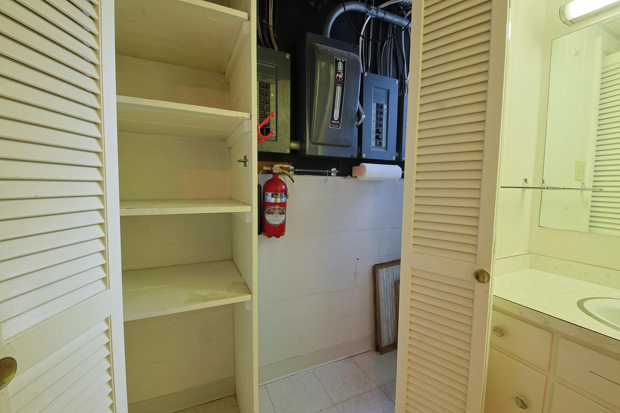 16 Manor Drive Property Photo 55