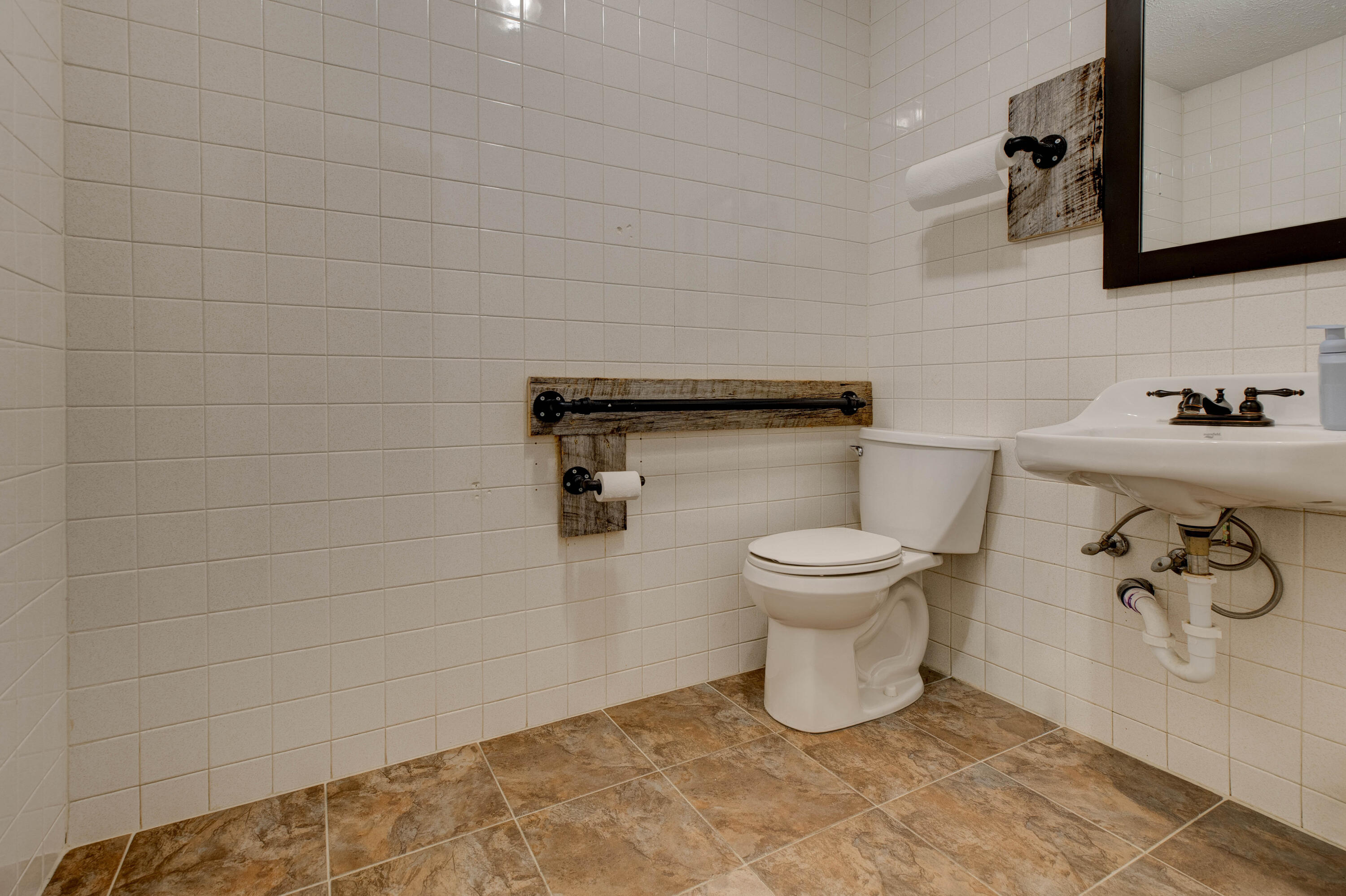 153 Evans Avenue Property Photo 30
