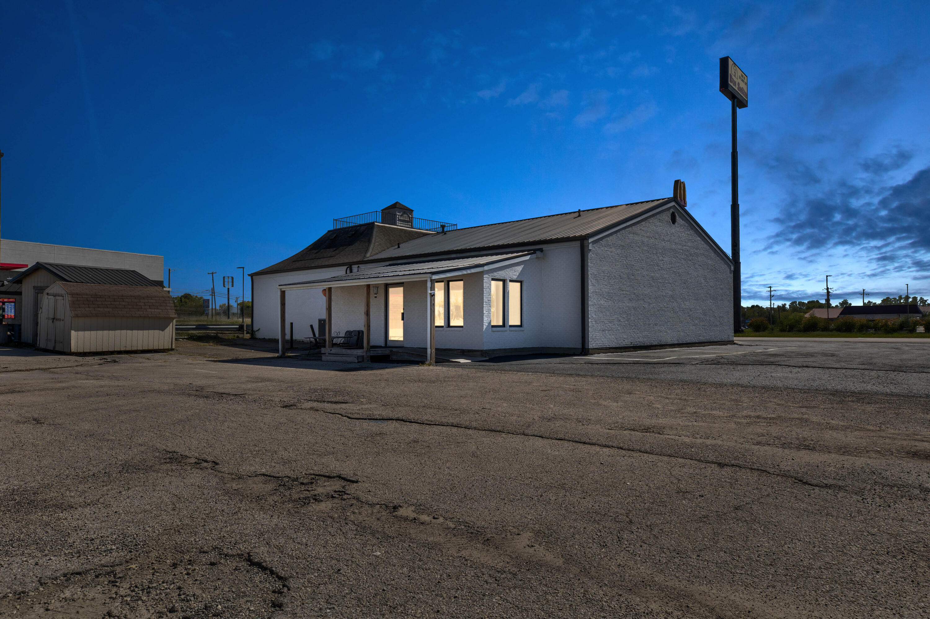 153 Evans Avenue Property Photo 49