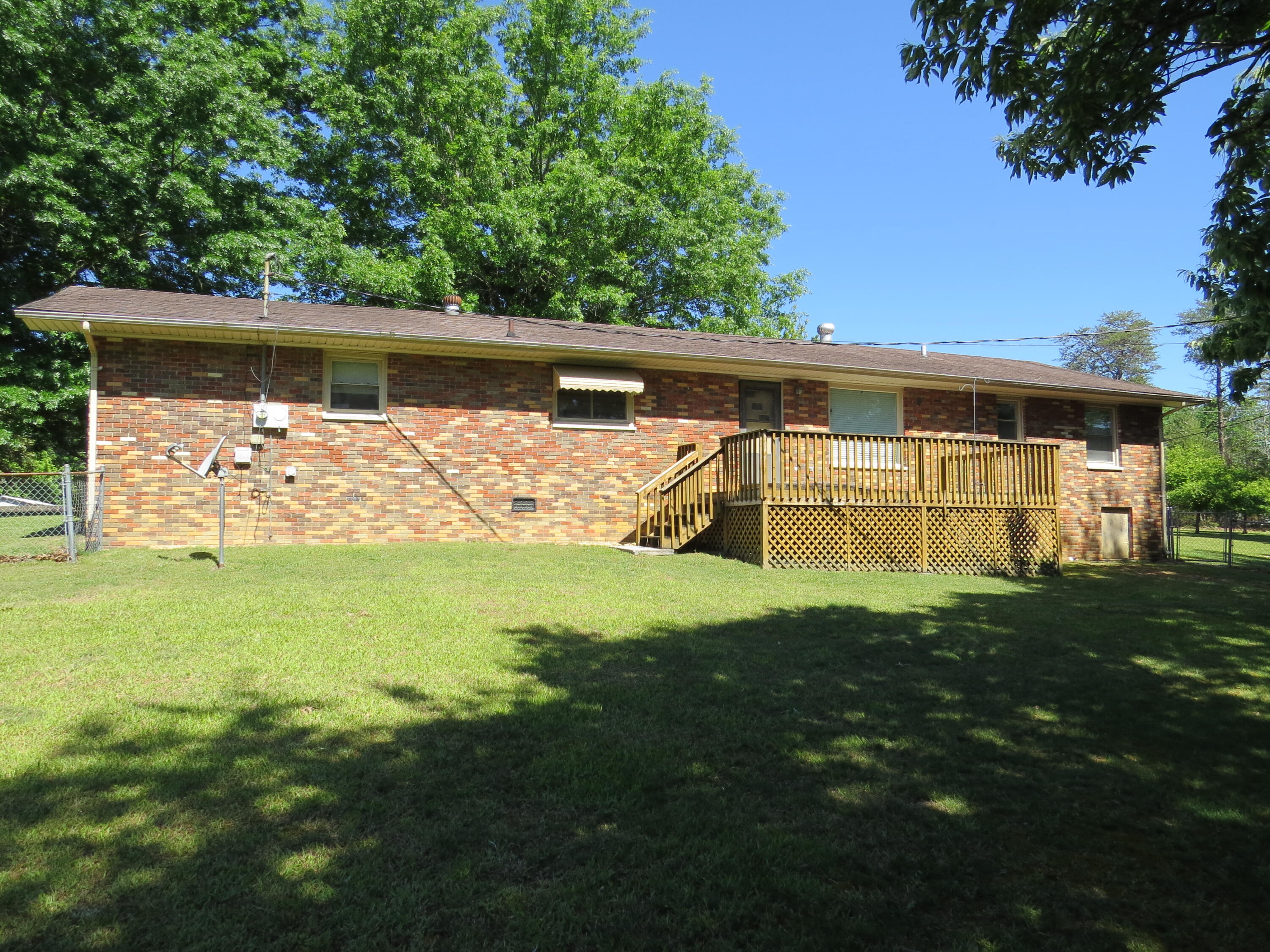 241 Powers Lane Property Photo 10