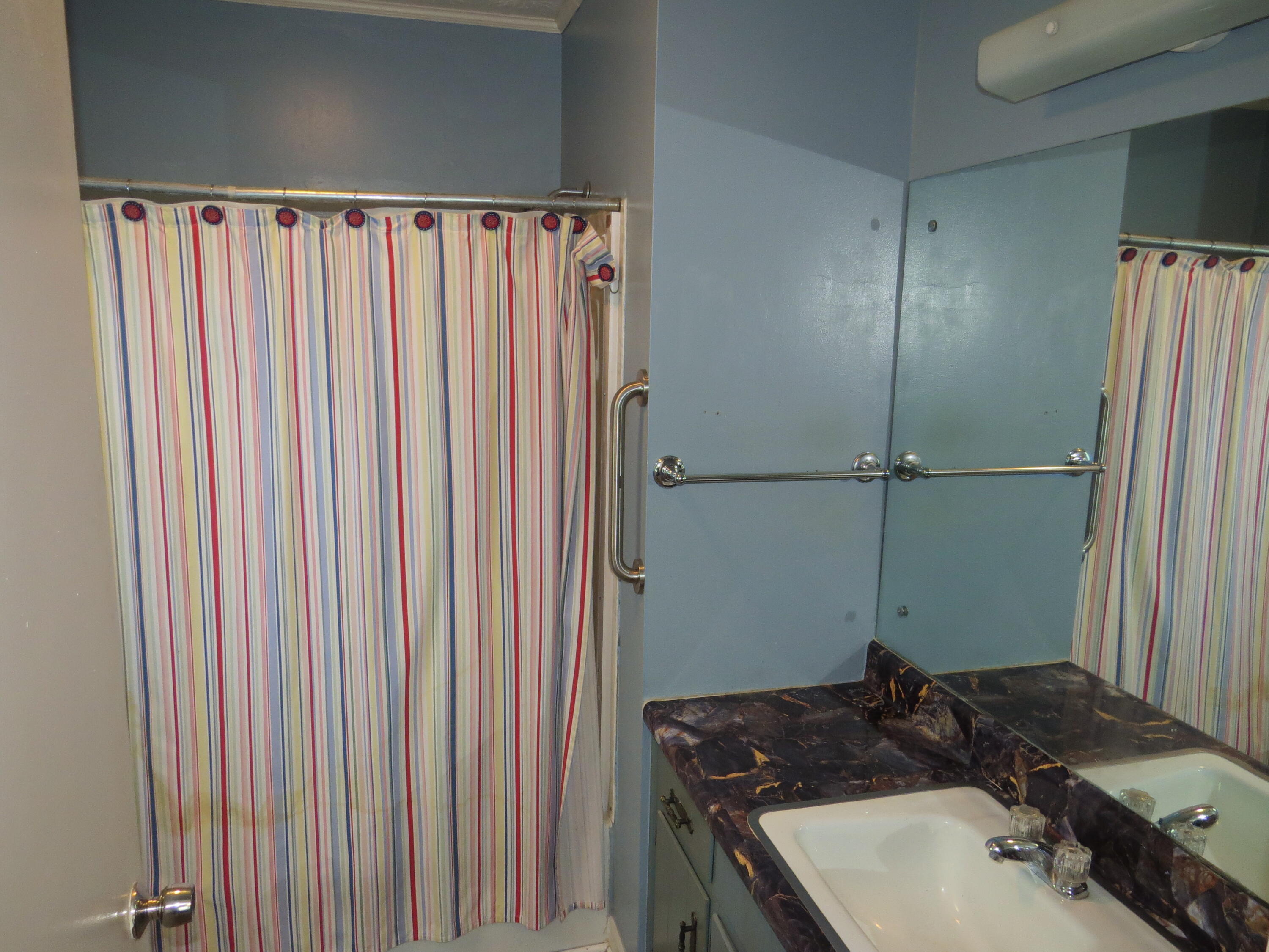 241 Powers Lane Property Photo 37
