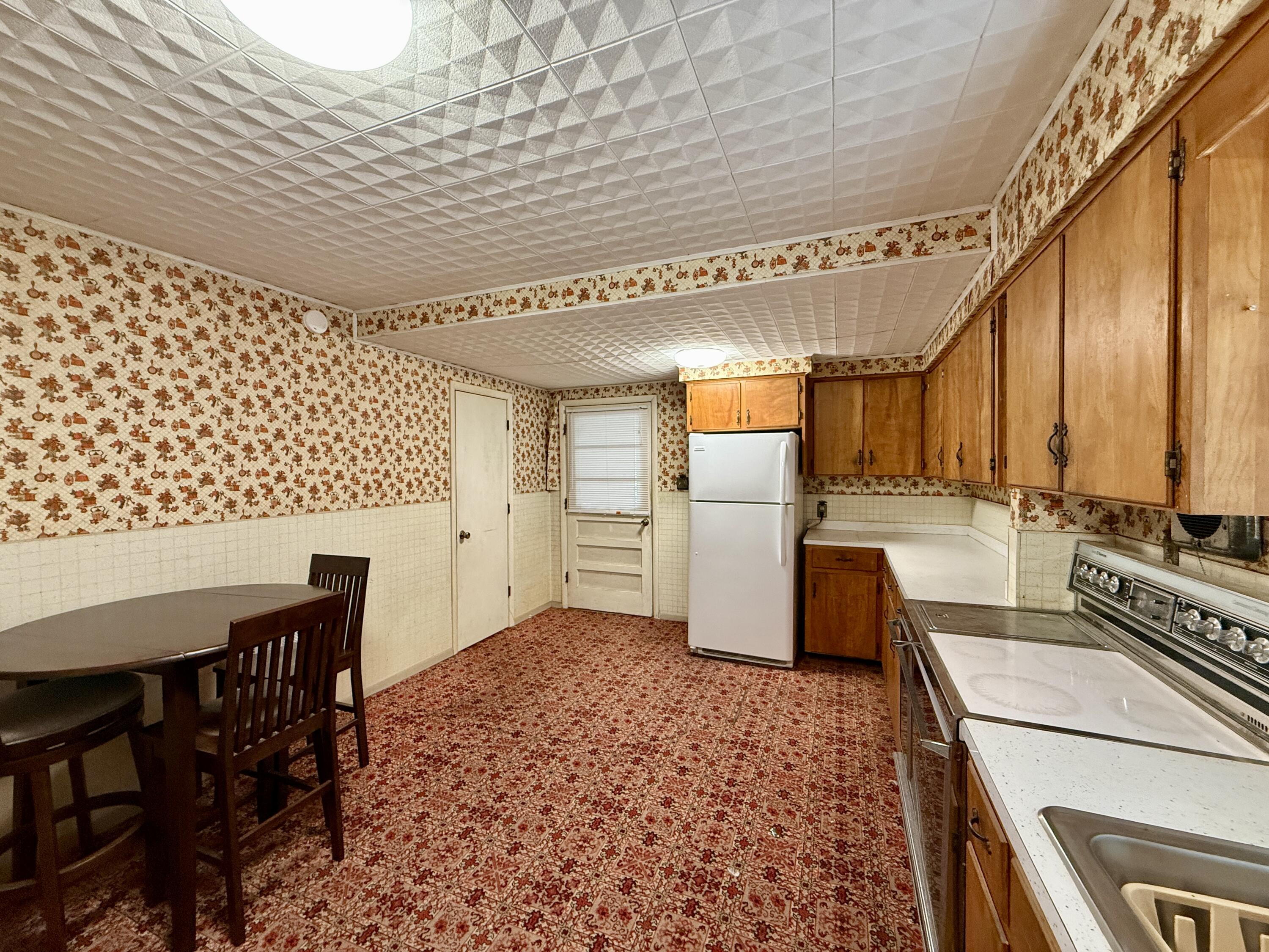 106 Ashurst Street Property Photo 5