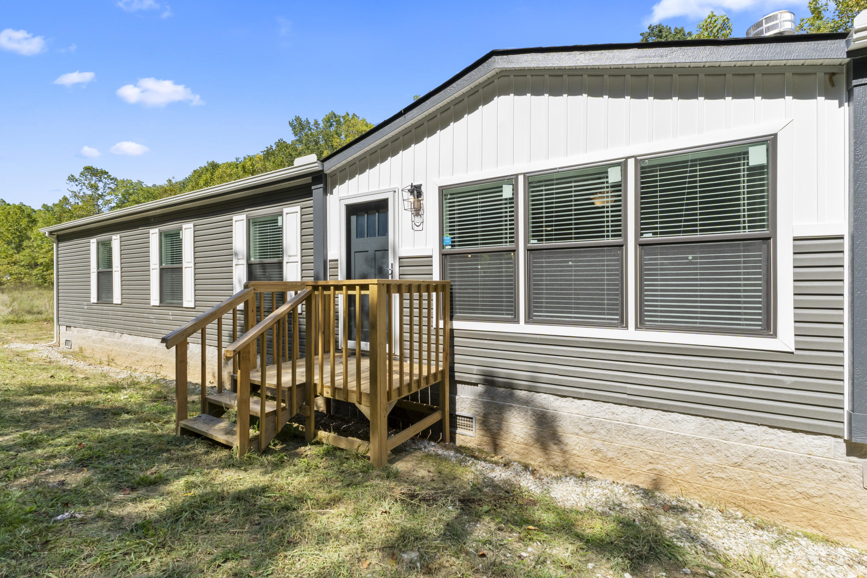 598 Cooper Road Property Photo 3