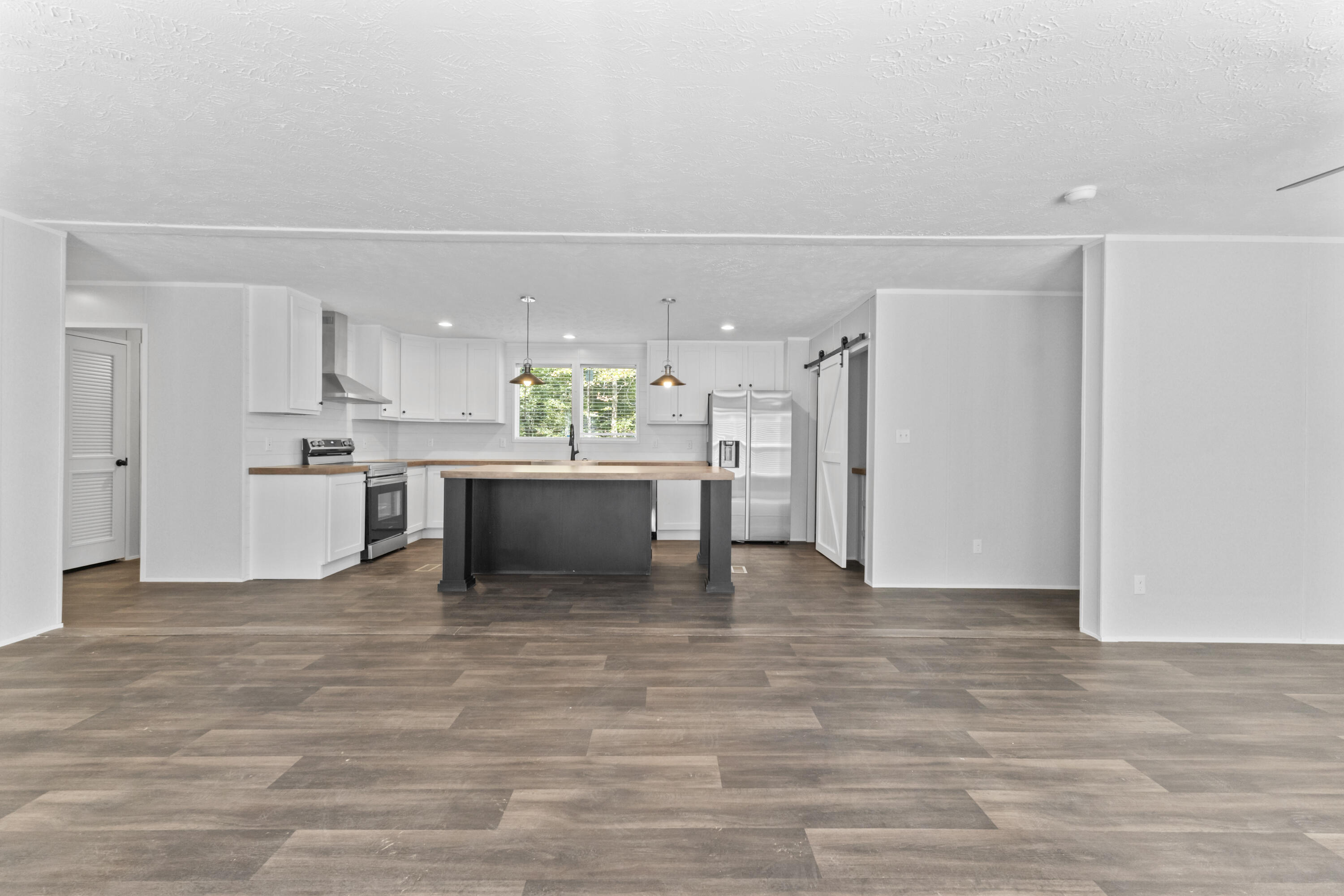 598 Cooper Road Property Photo 11