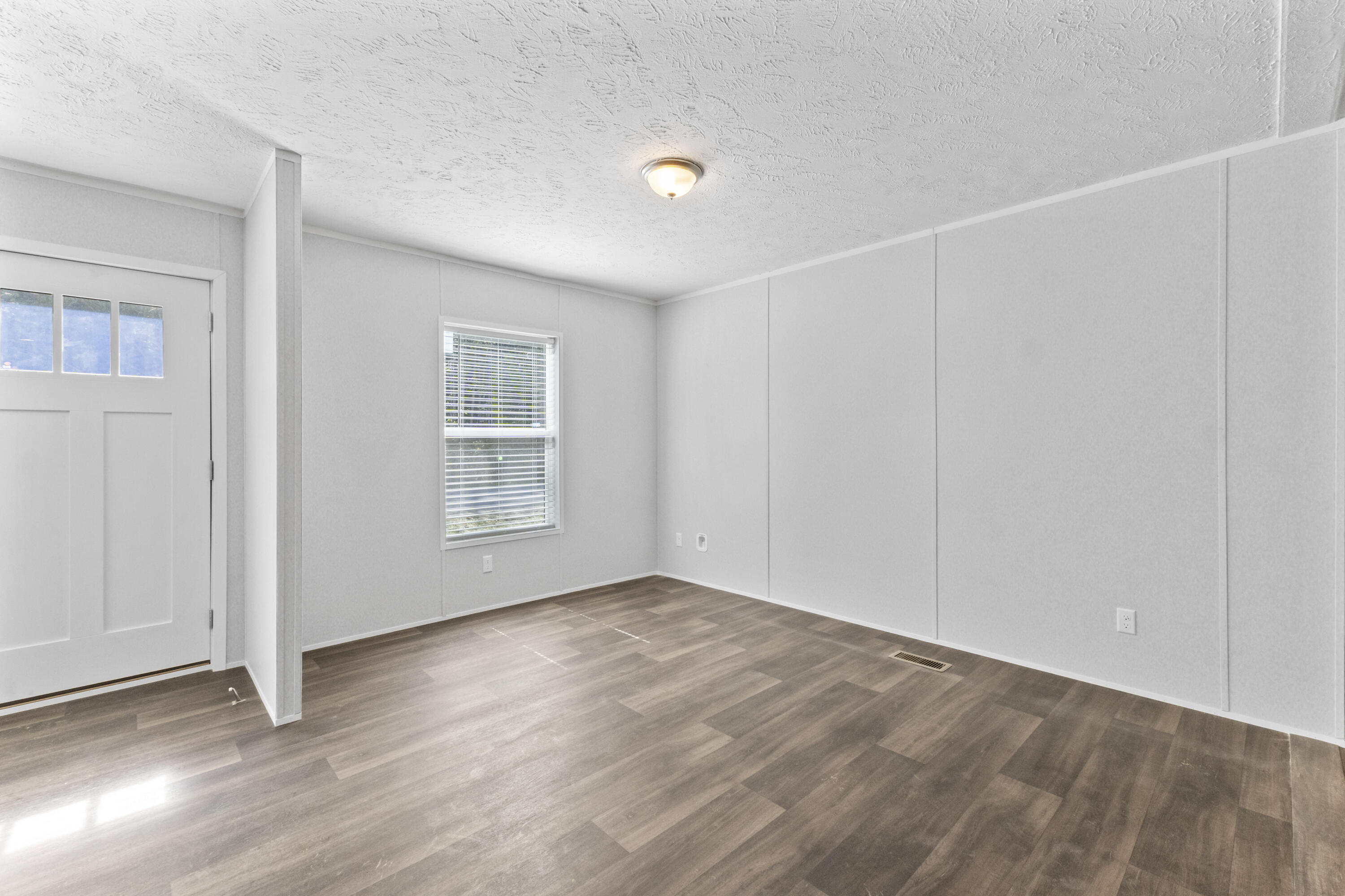 598 Cooper Road Property Photo 15