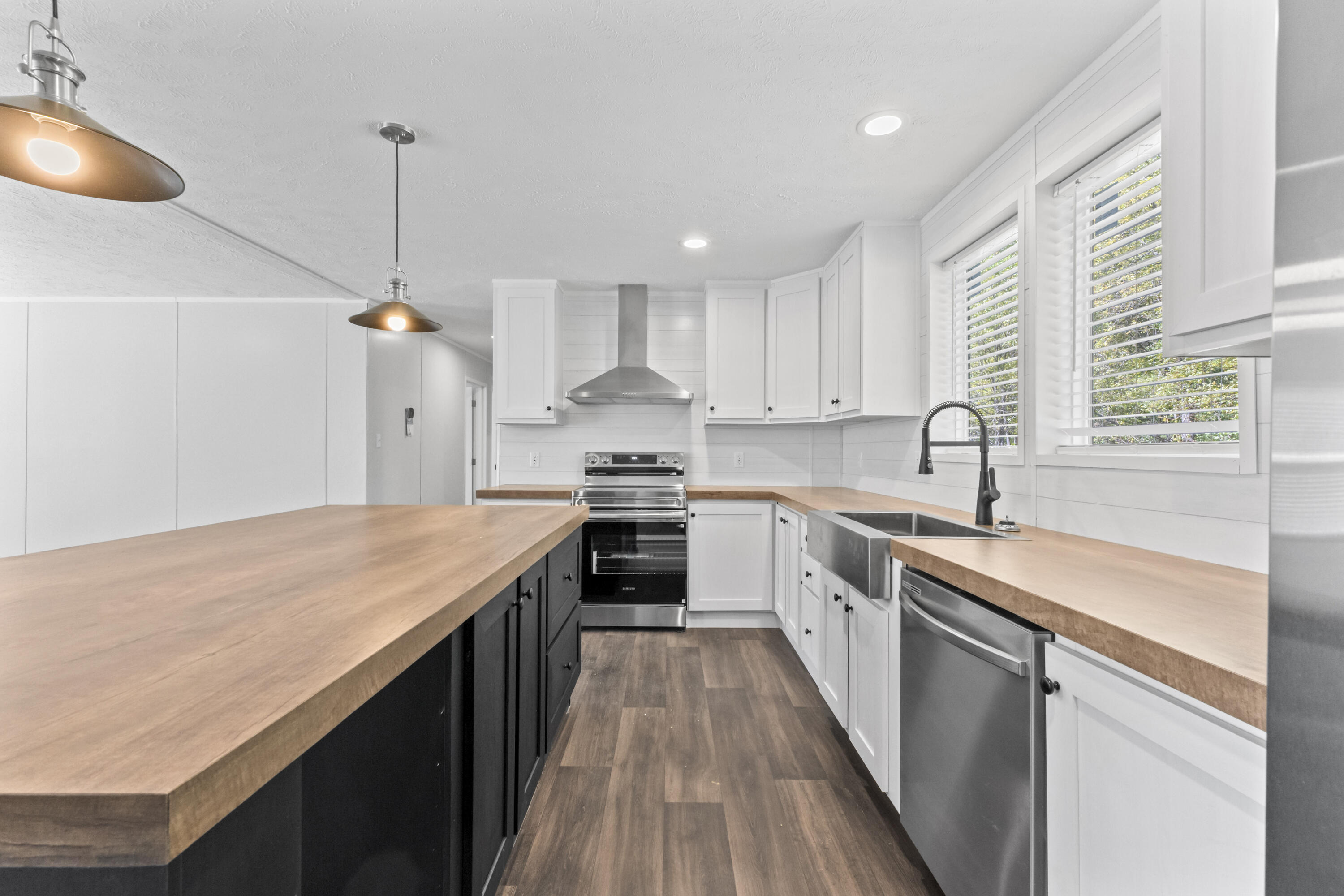 598 Cooper Road Property Photo 17