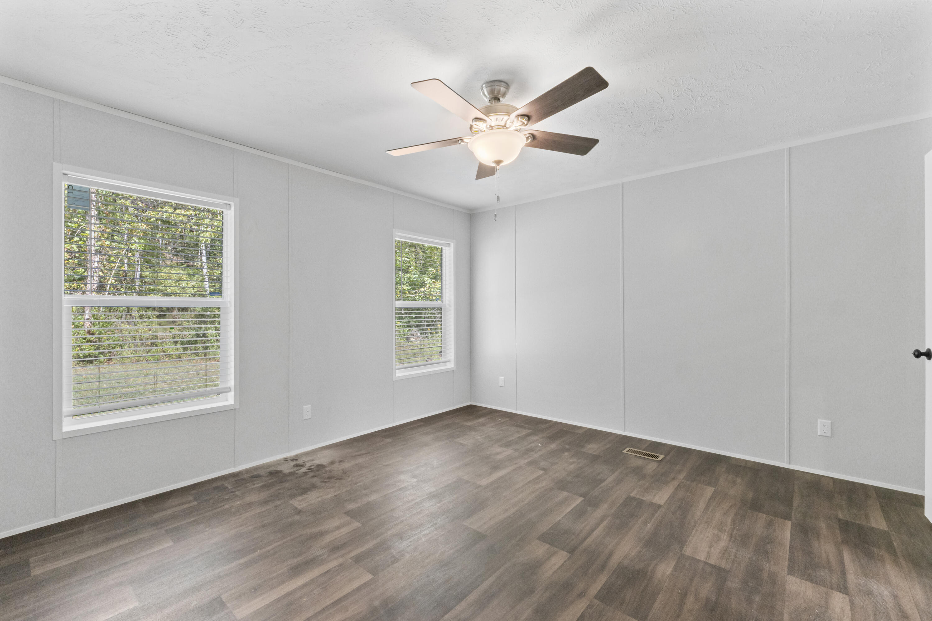 598 Cooper Road Property Photo 19