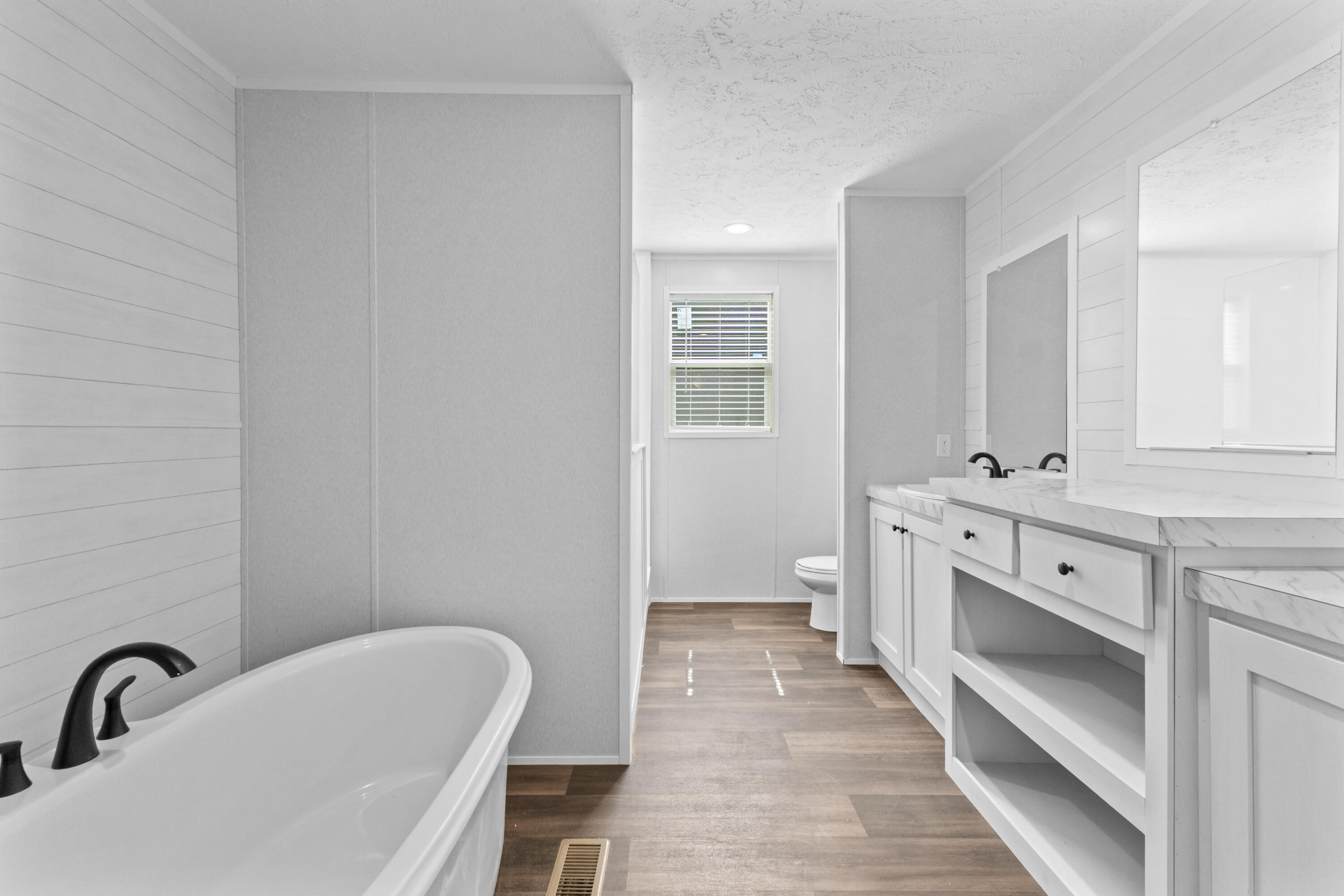 598 Cooper Road Property Photo 22