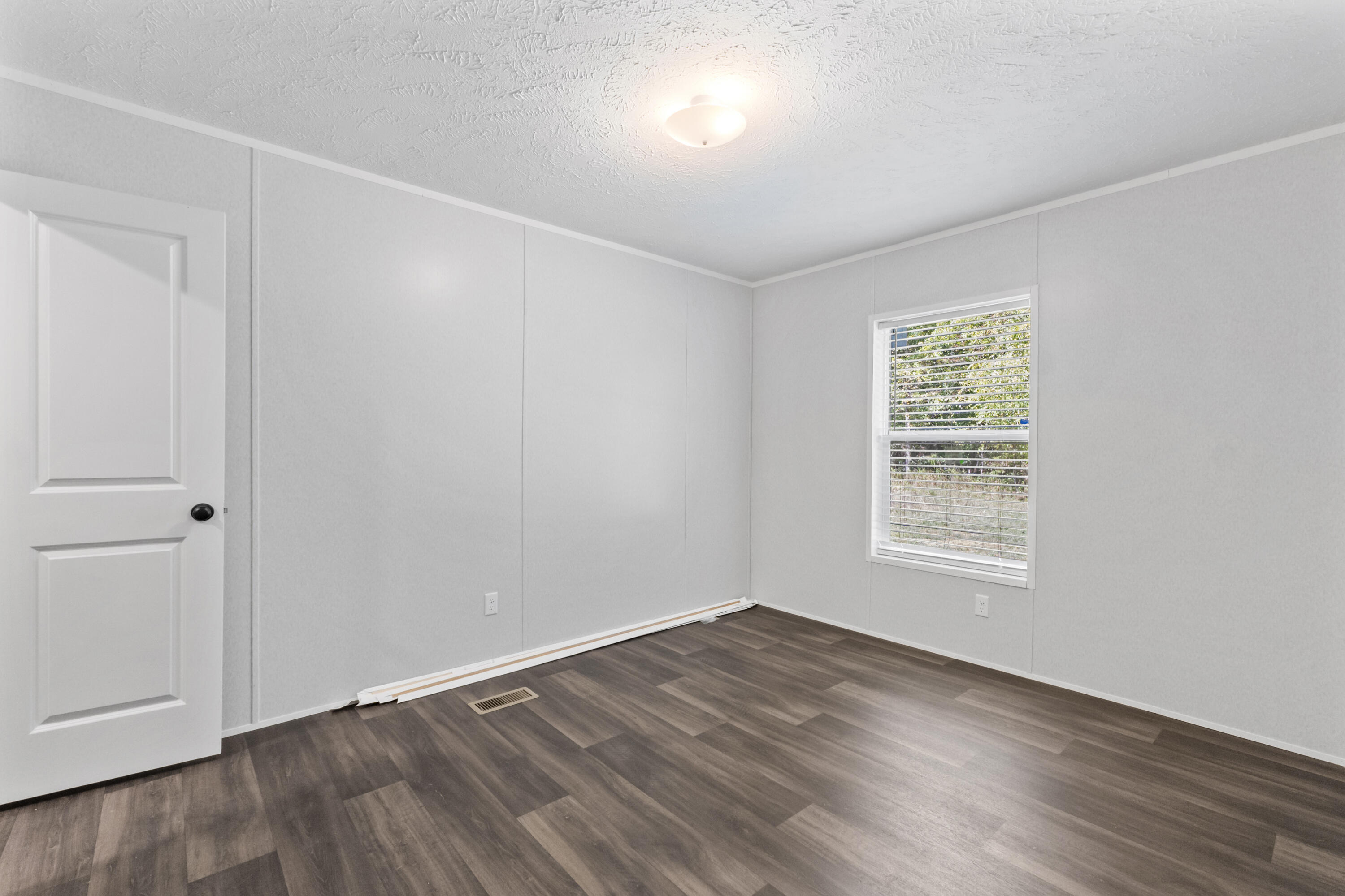 598 Cooper Road Property Photo 36