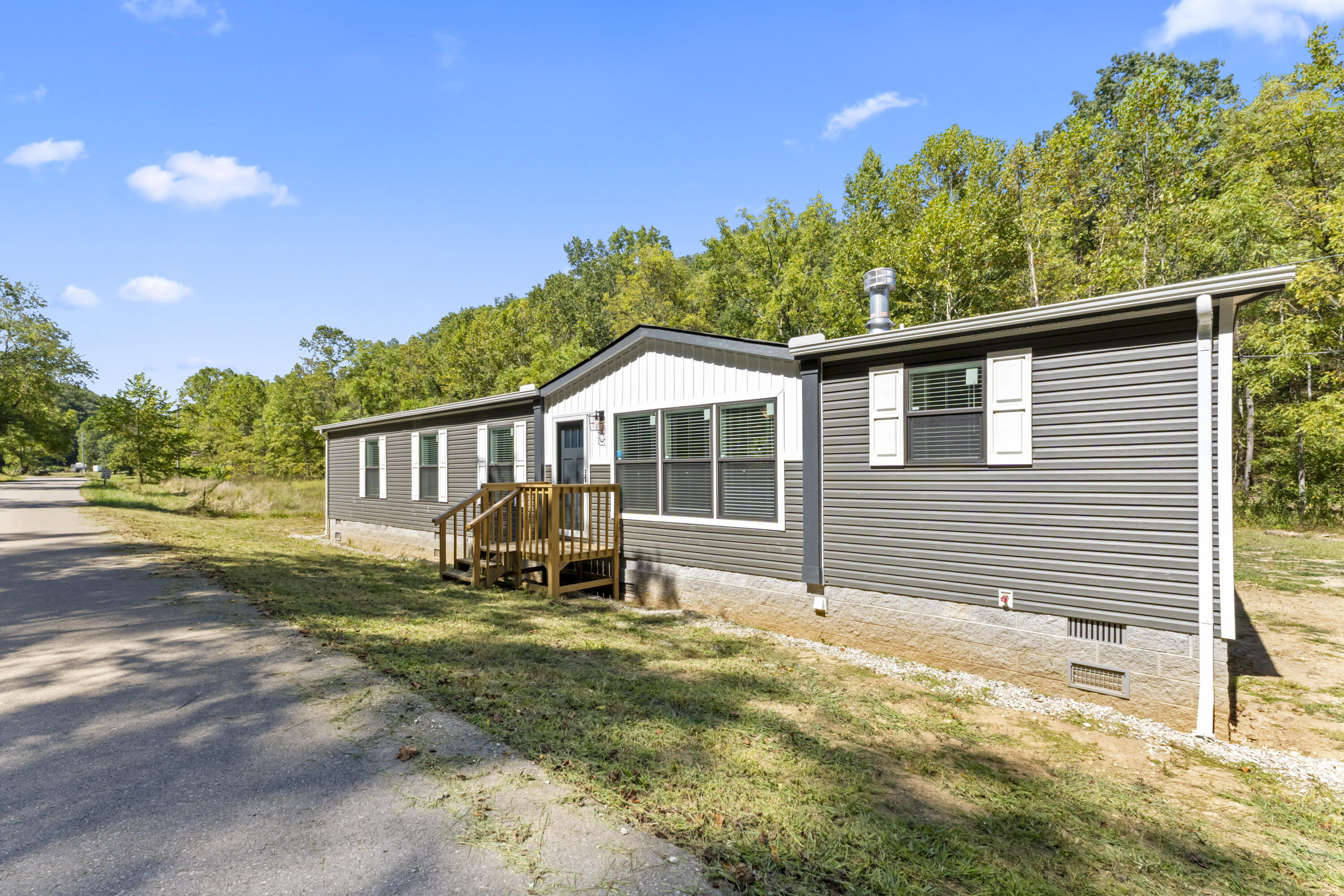 598 Cooper Road Property Photo 40