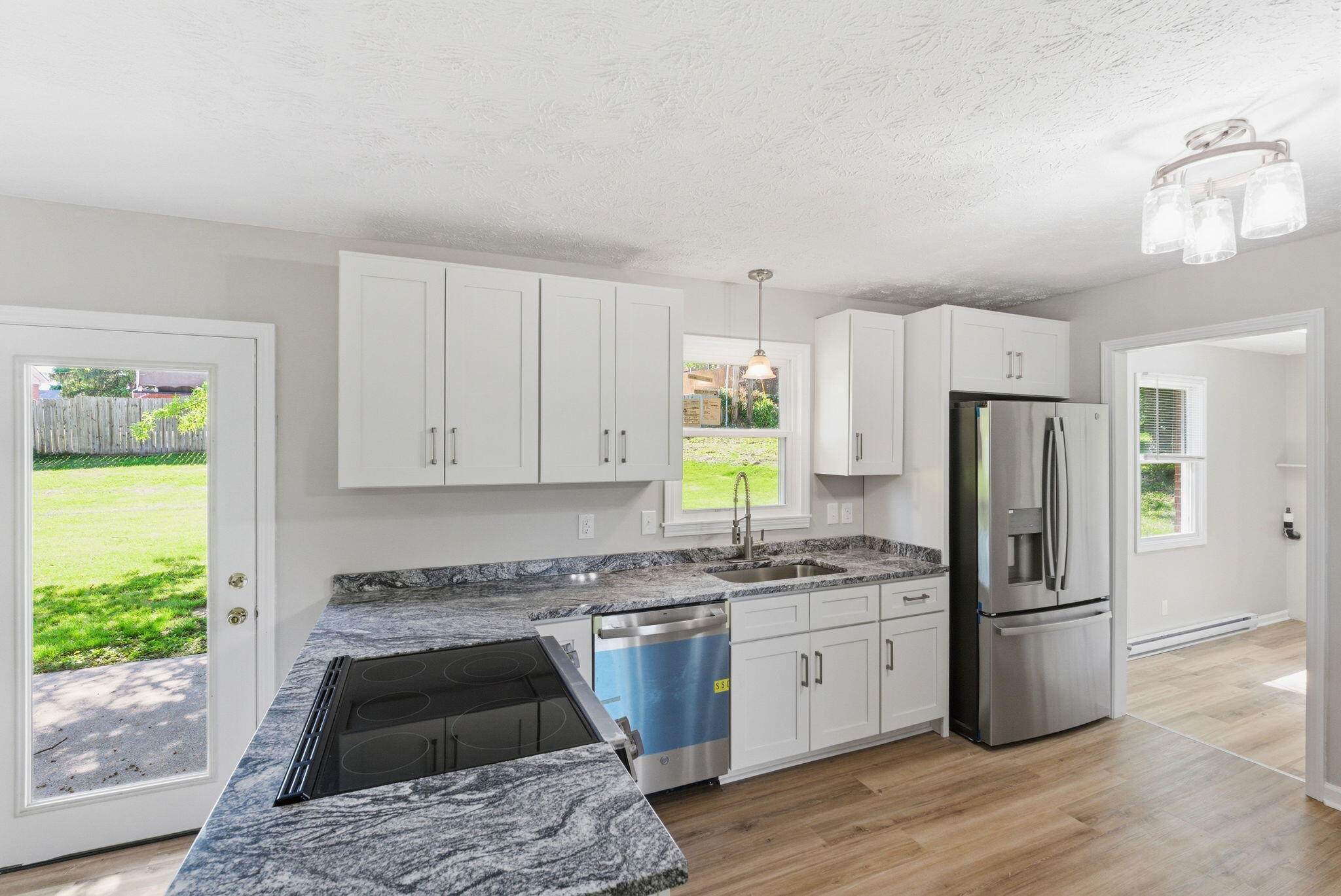 105 Robin Road Property Photo 10