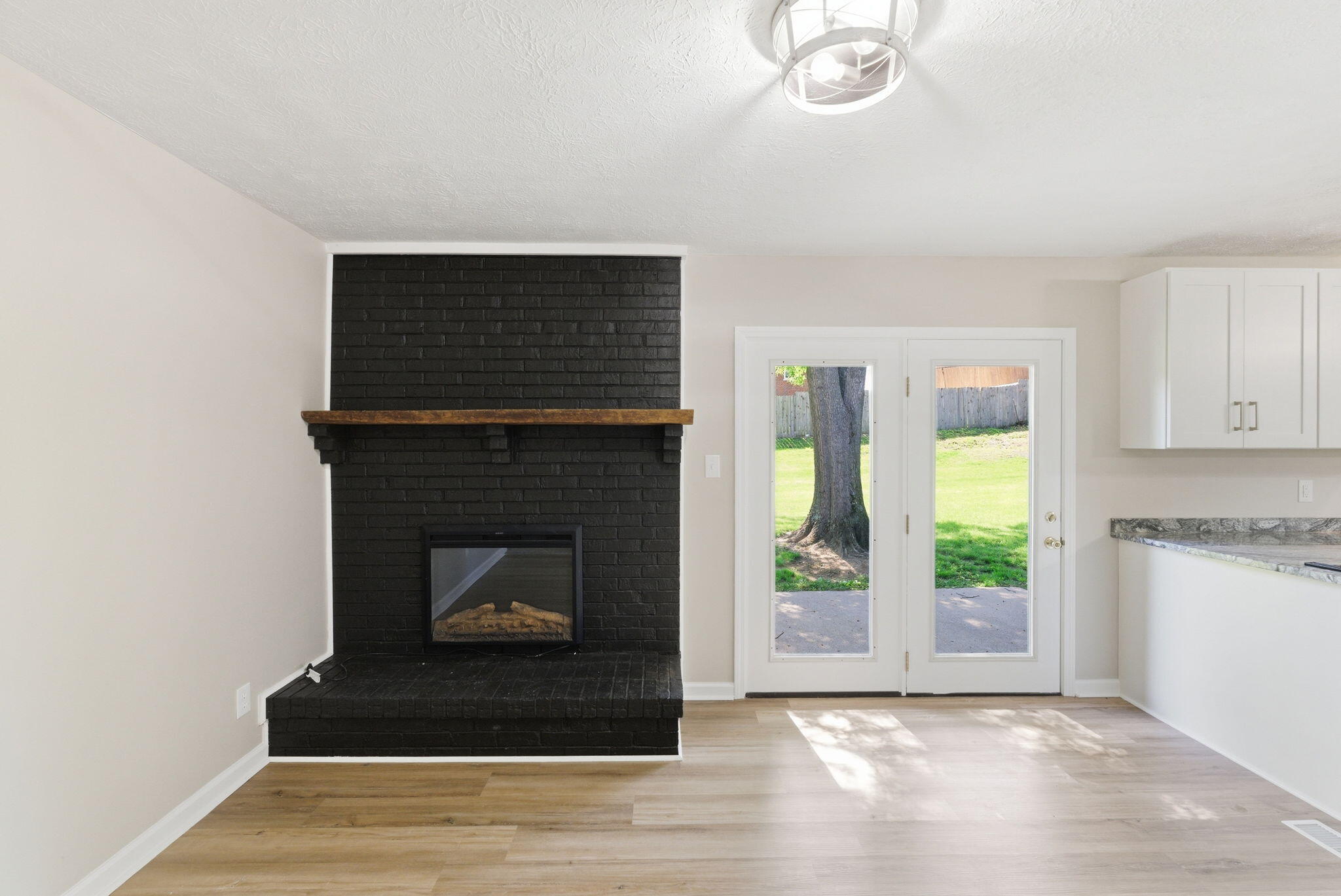 105 Robin Road Property Photo 13