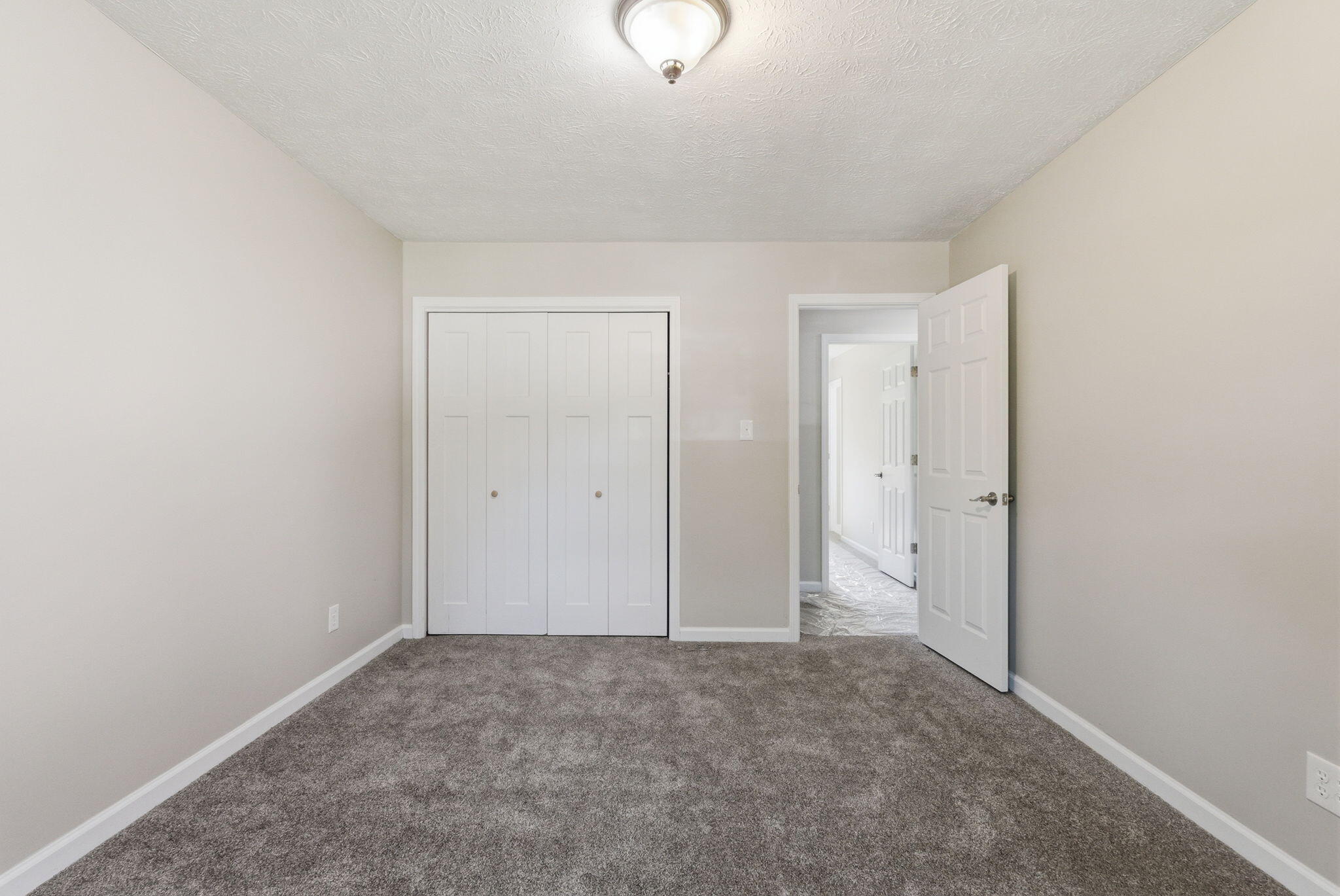 105 Robin Road Property Photo 24
