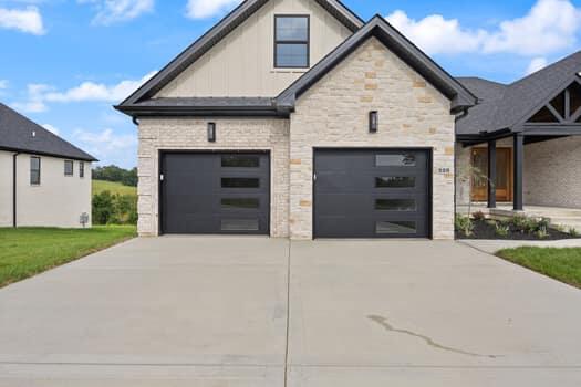 229 Brandenburg Way Property Photo 8