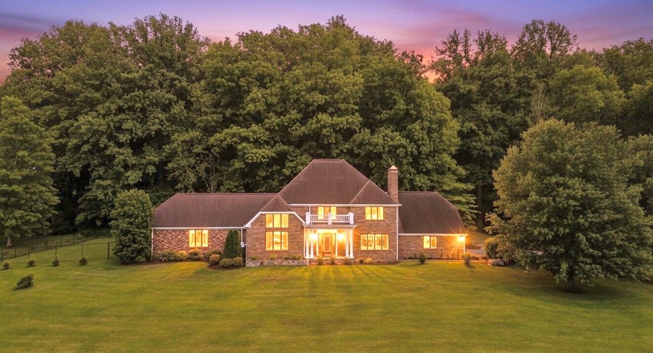 137 Indian Cave Road Property Photo 1