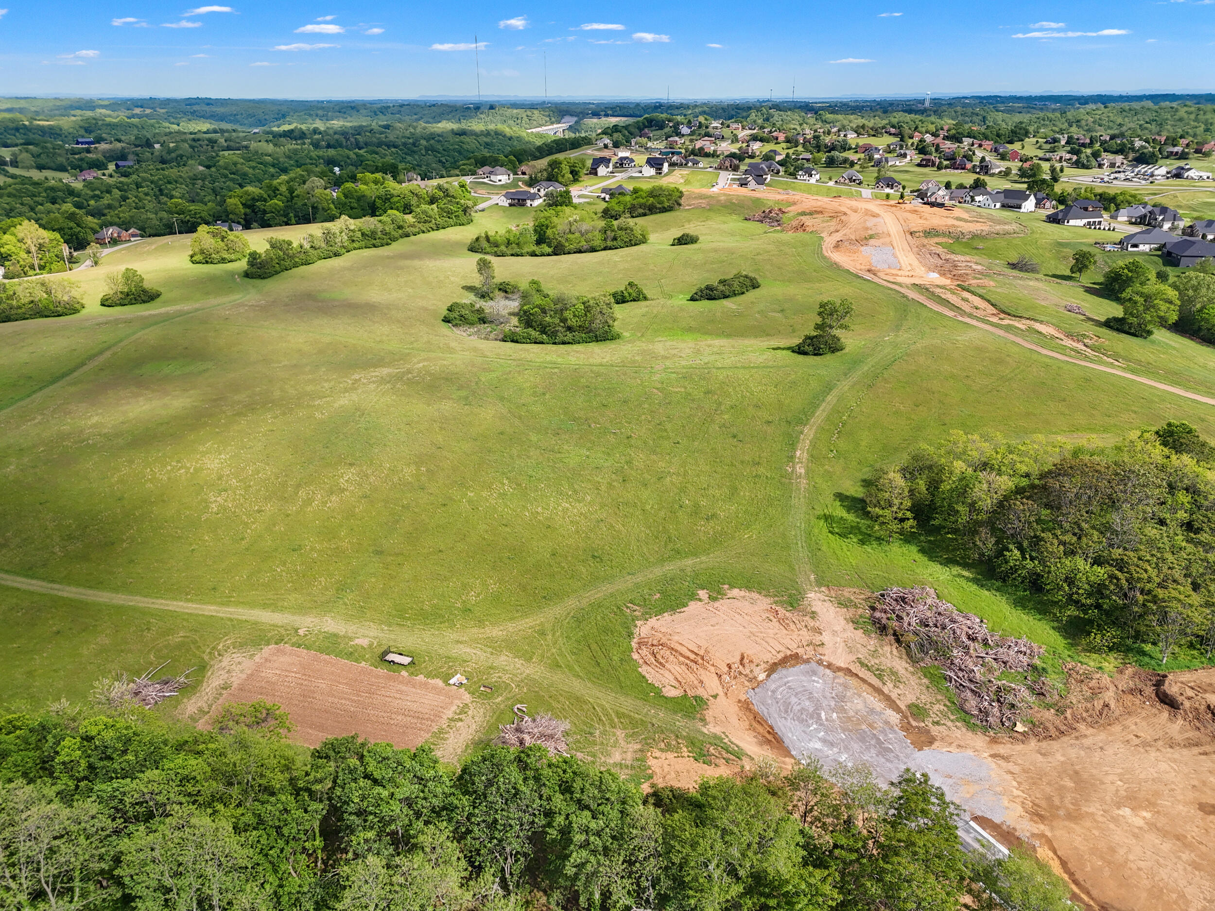 Lot 7 Presidential Boulevard Property Photo 9