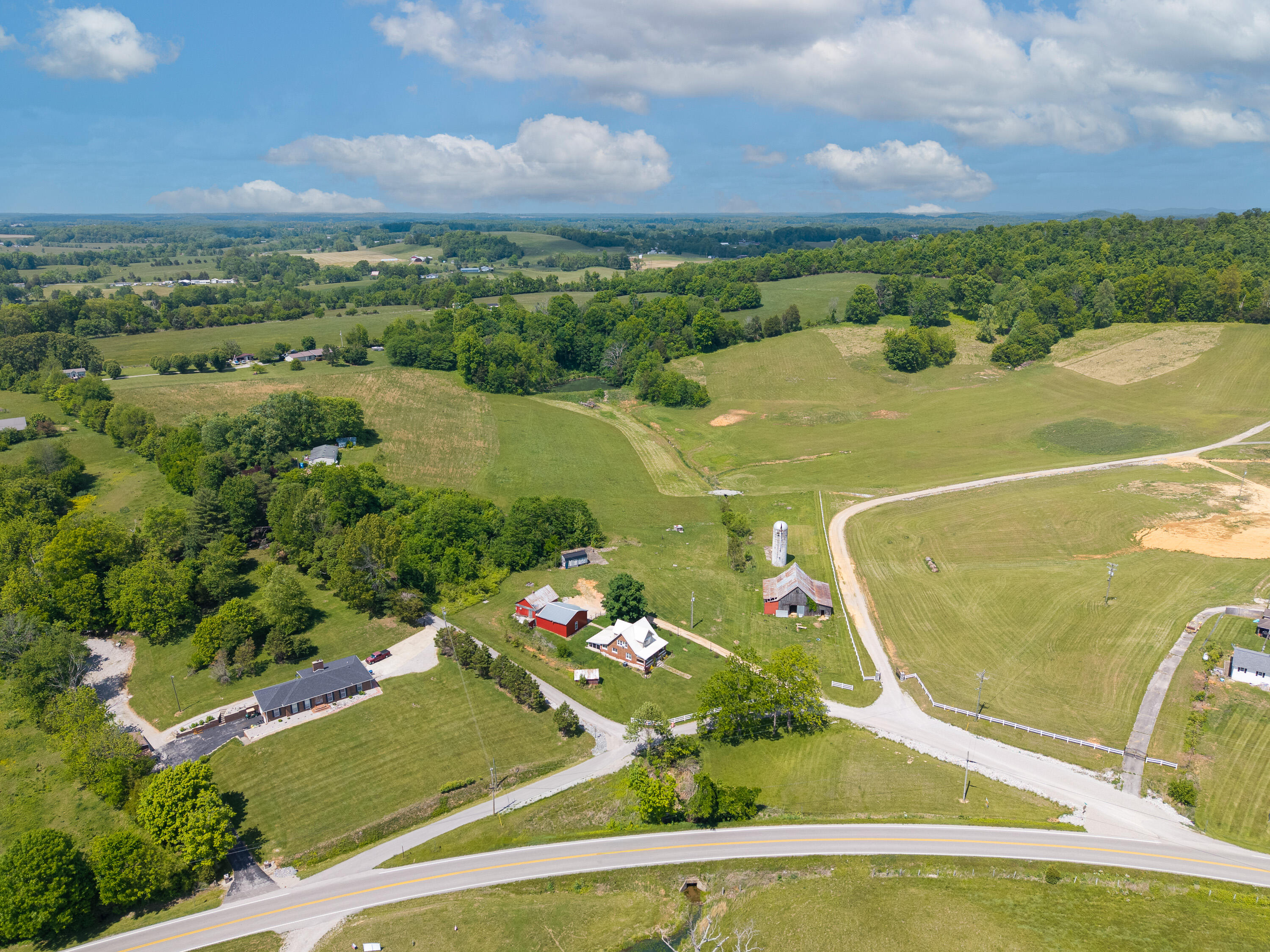 52 Wilson Loop Property Photo 12