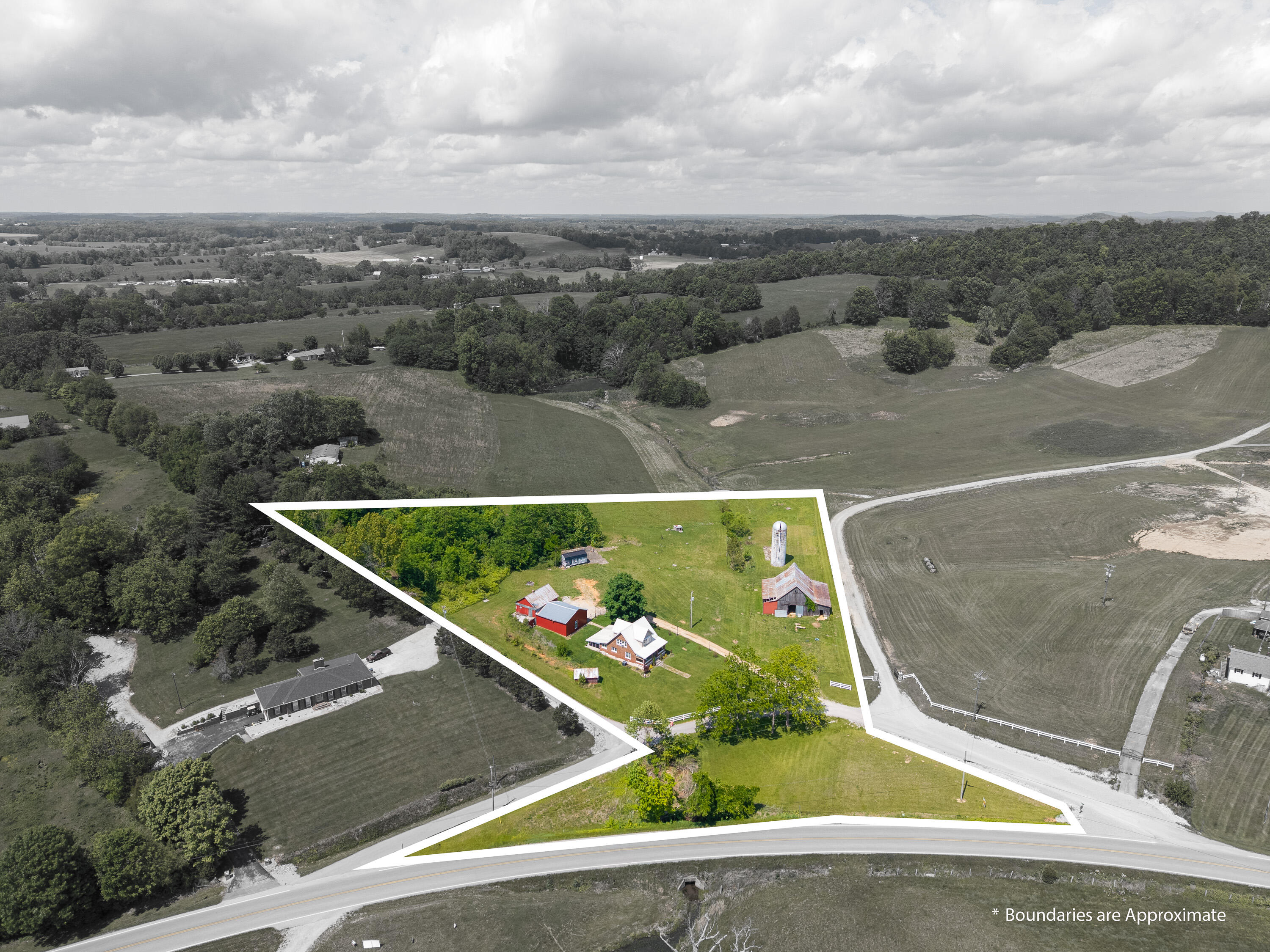 52 Wilson Loop Property Photo 13