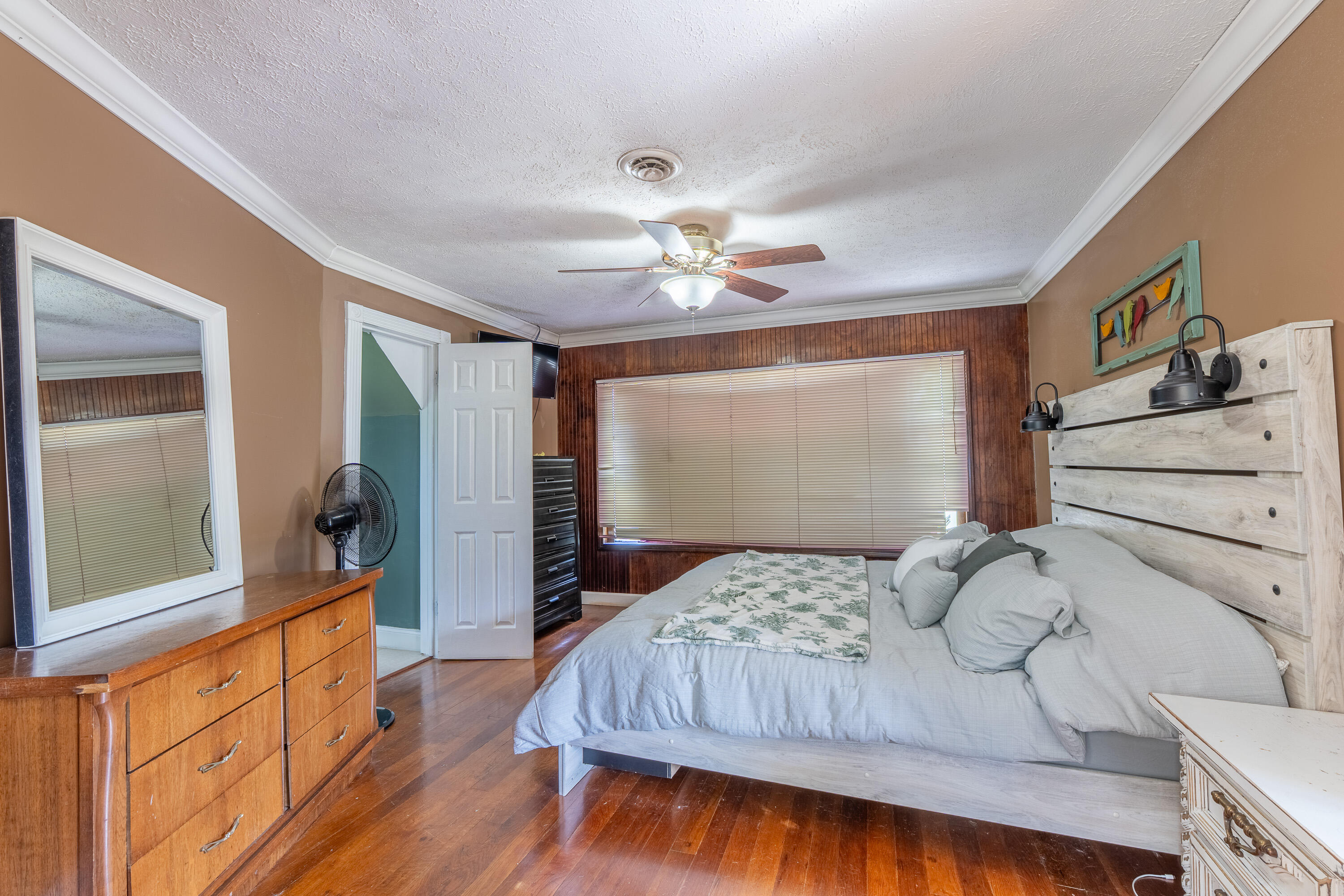 52 Wilson Loop Property Photo 30