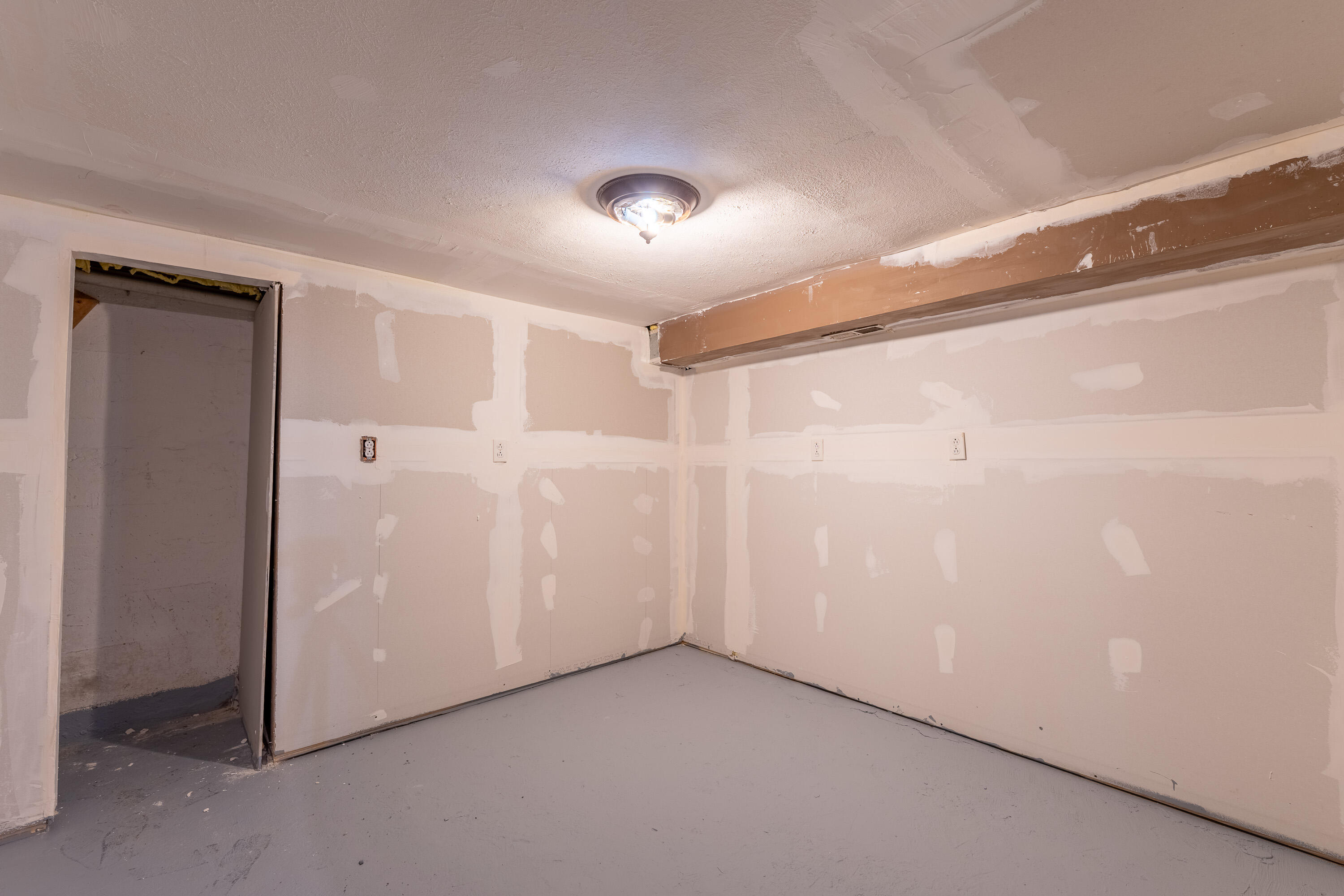 52 Wilson Loop Property Photo 38