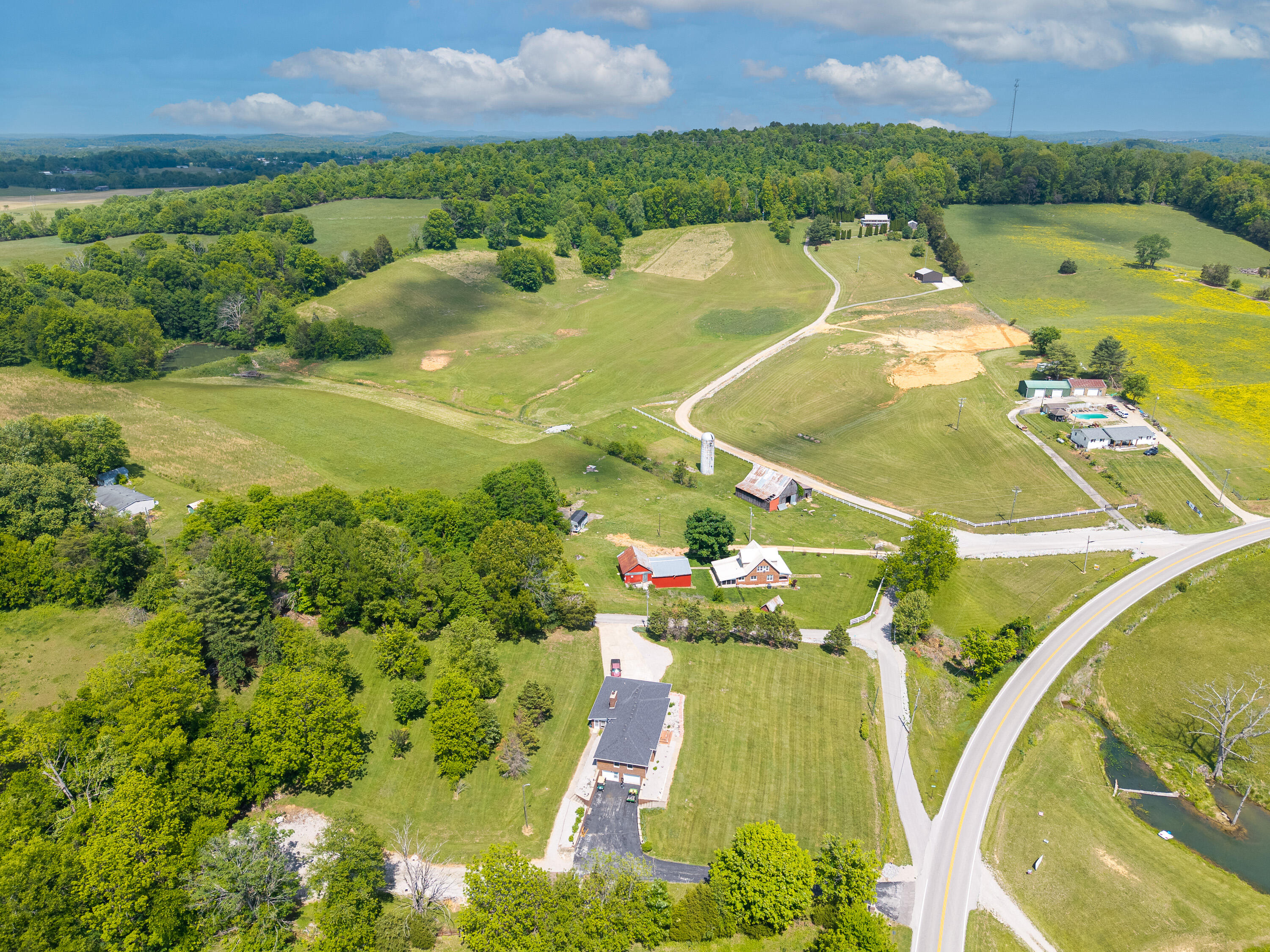 52 Wilson Loop Property Photo 43