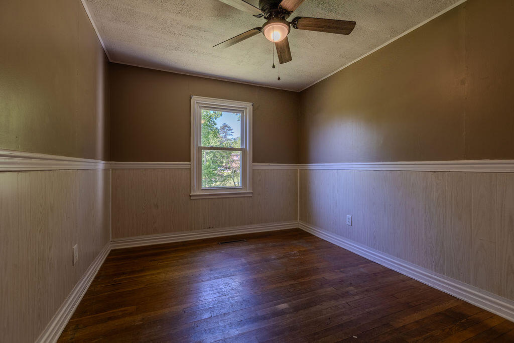 417 N Wilson Avenue Property Photo 7