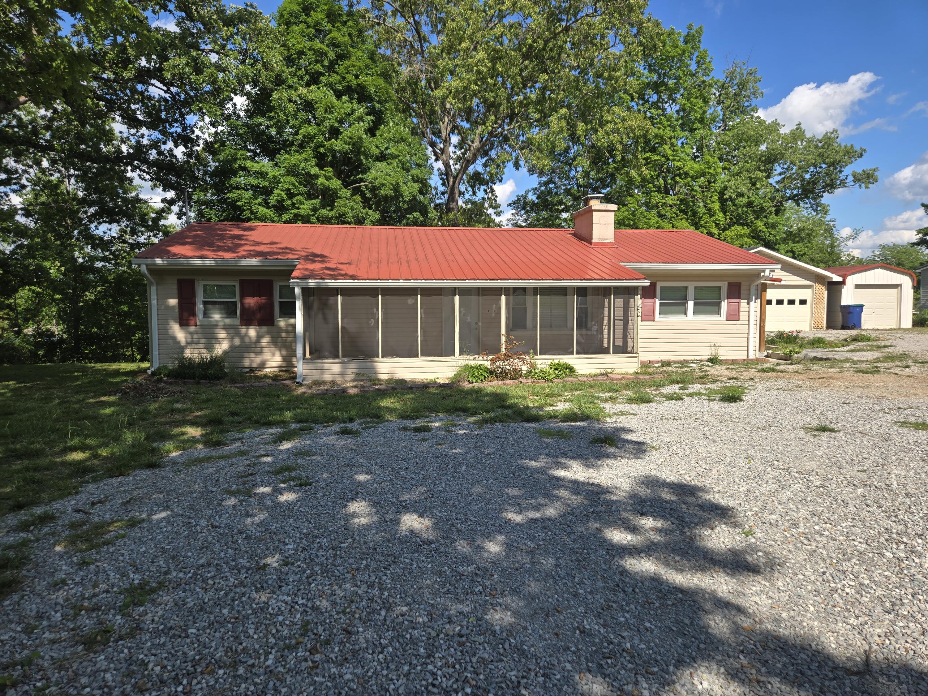 180 Beauchamp Boulevard Property Photo 2