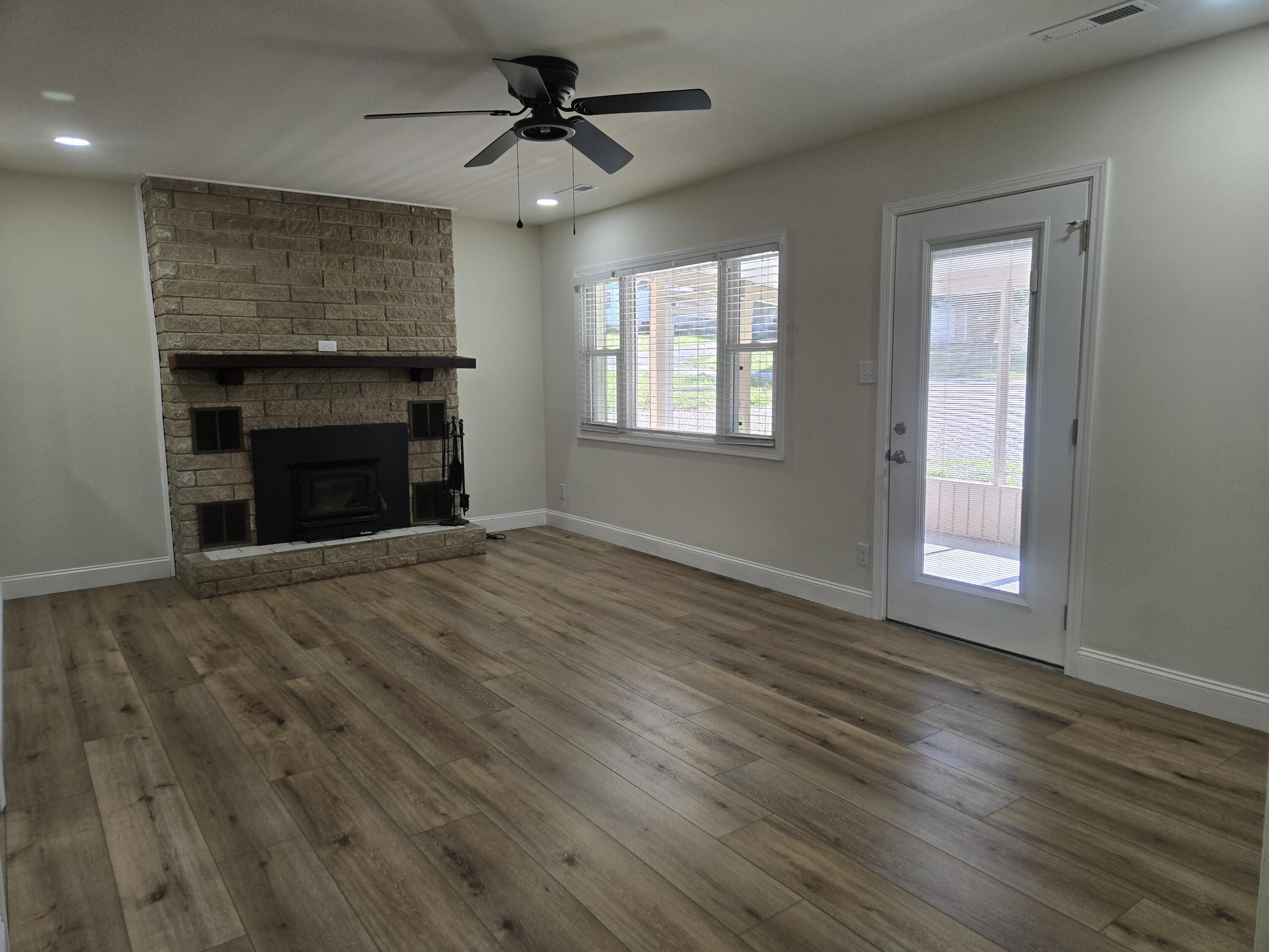 180 Beauchamp Boulevard Property Photo 8