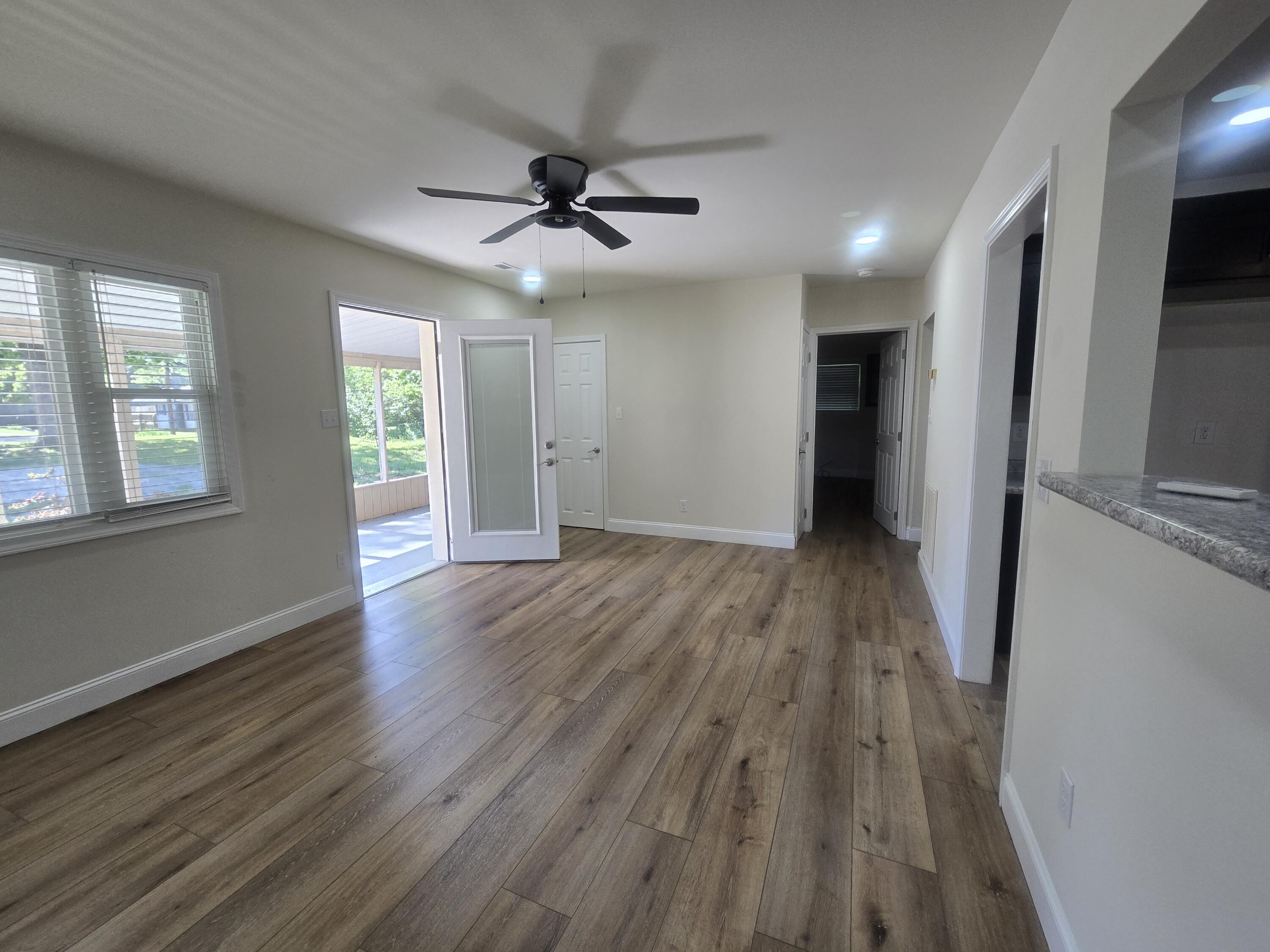 180 Beauchamp Boulevard Property Photo 9
