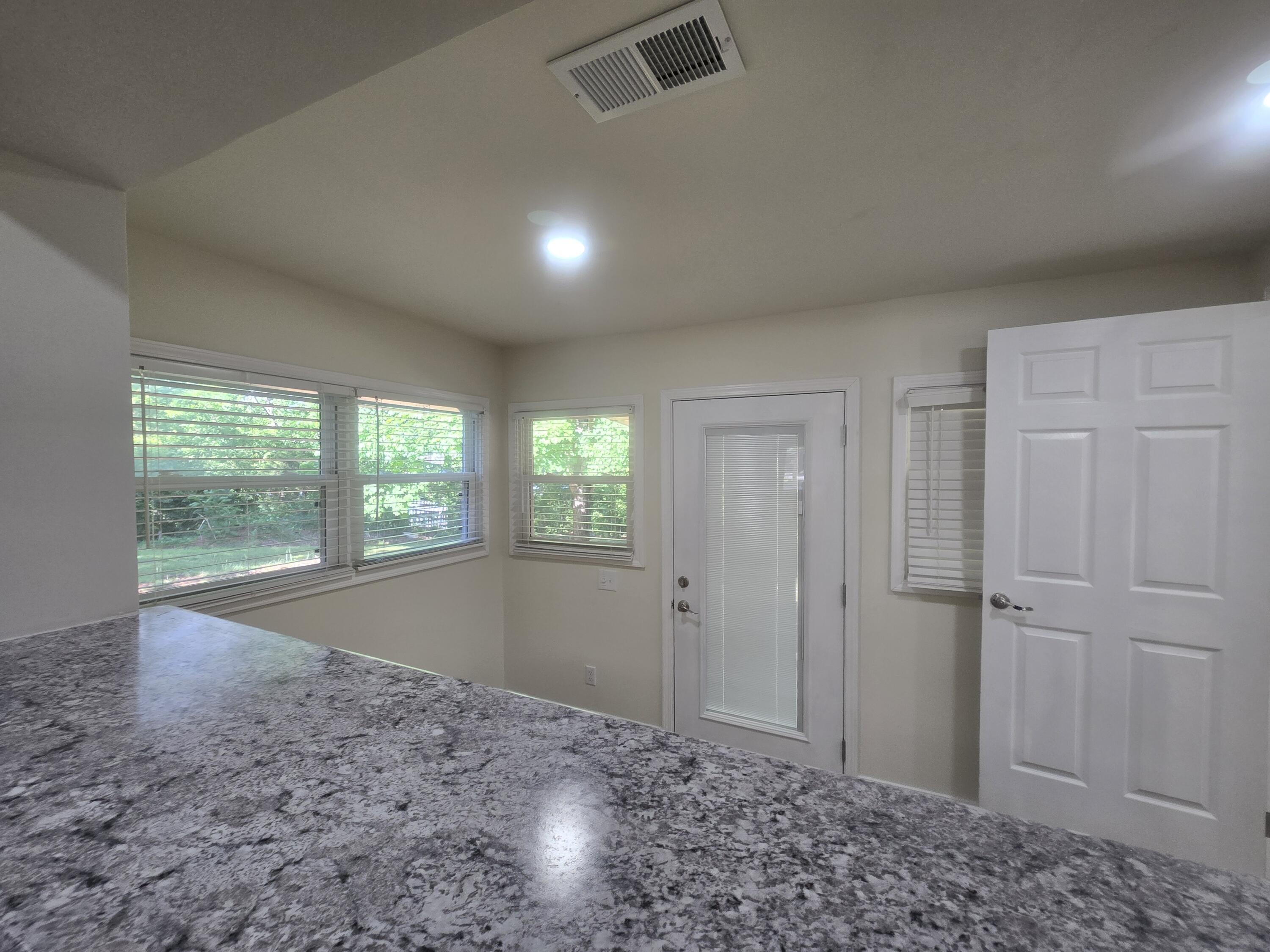 180 Beauchamp Boulevard Property Photo 16