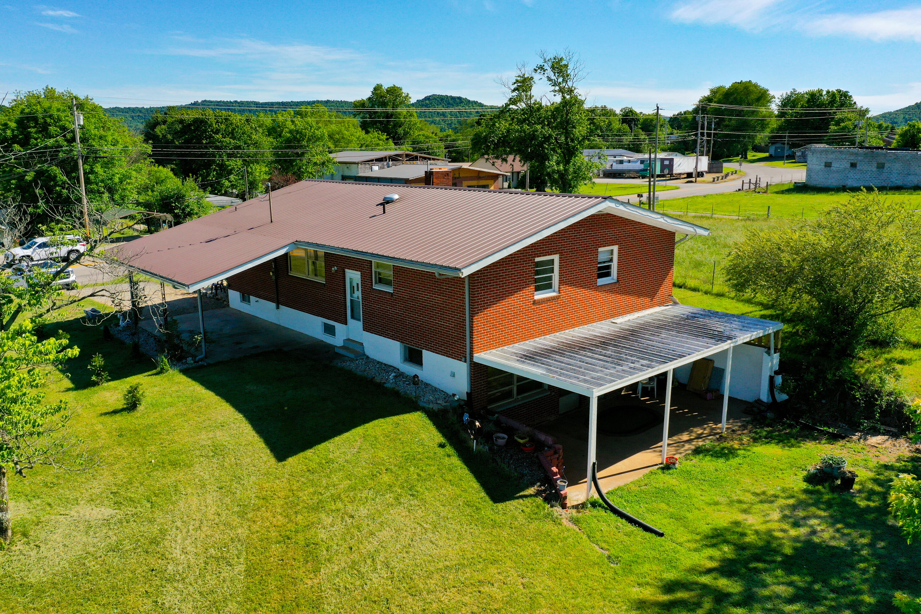142 Highway 3284 Property Photo 6