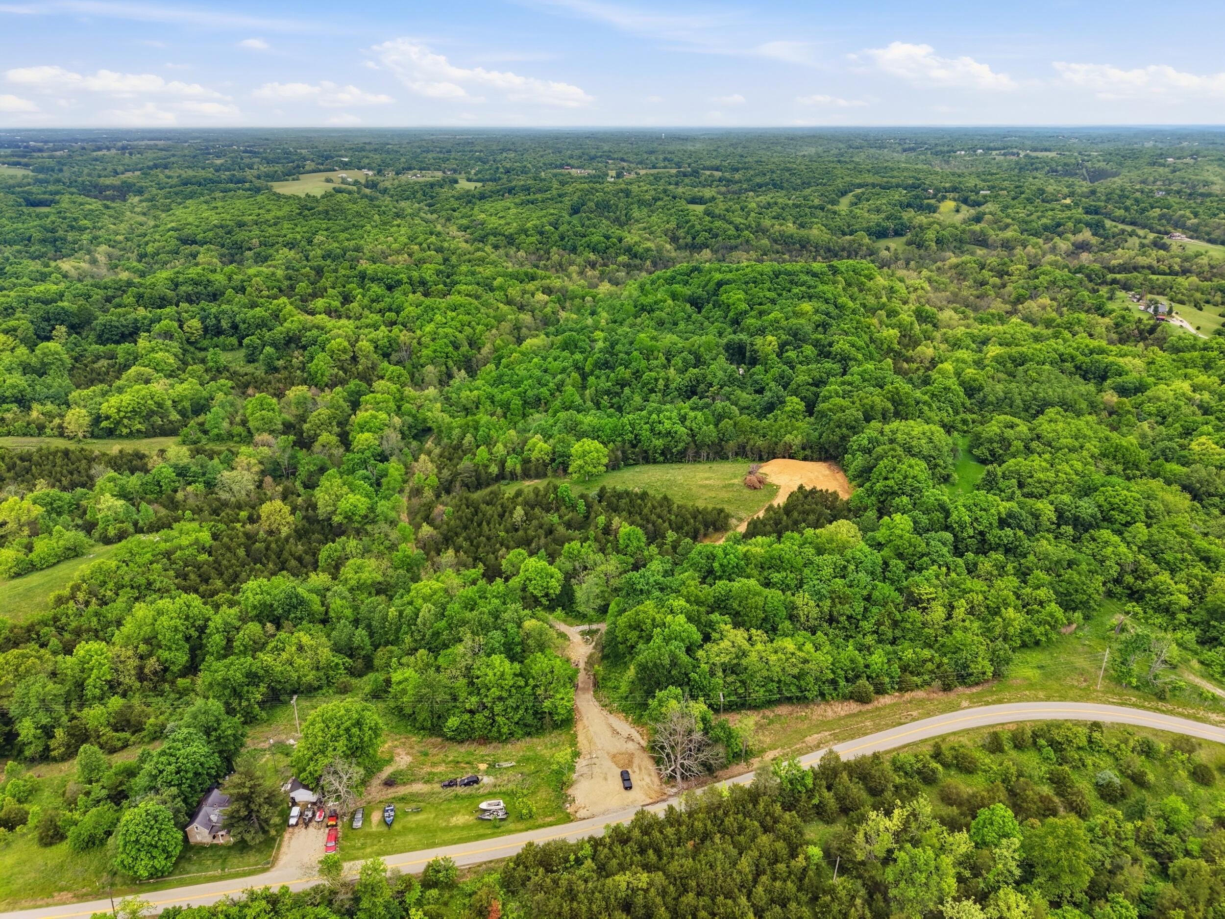 10118 Benson Pike Property Photo 5