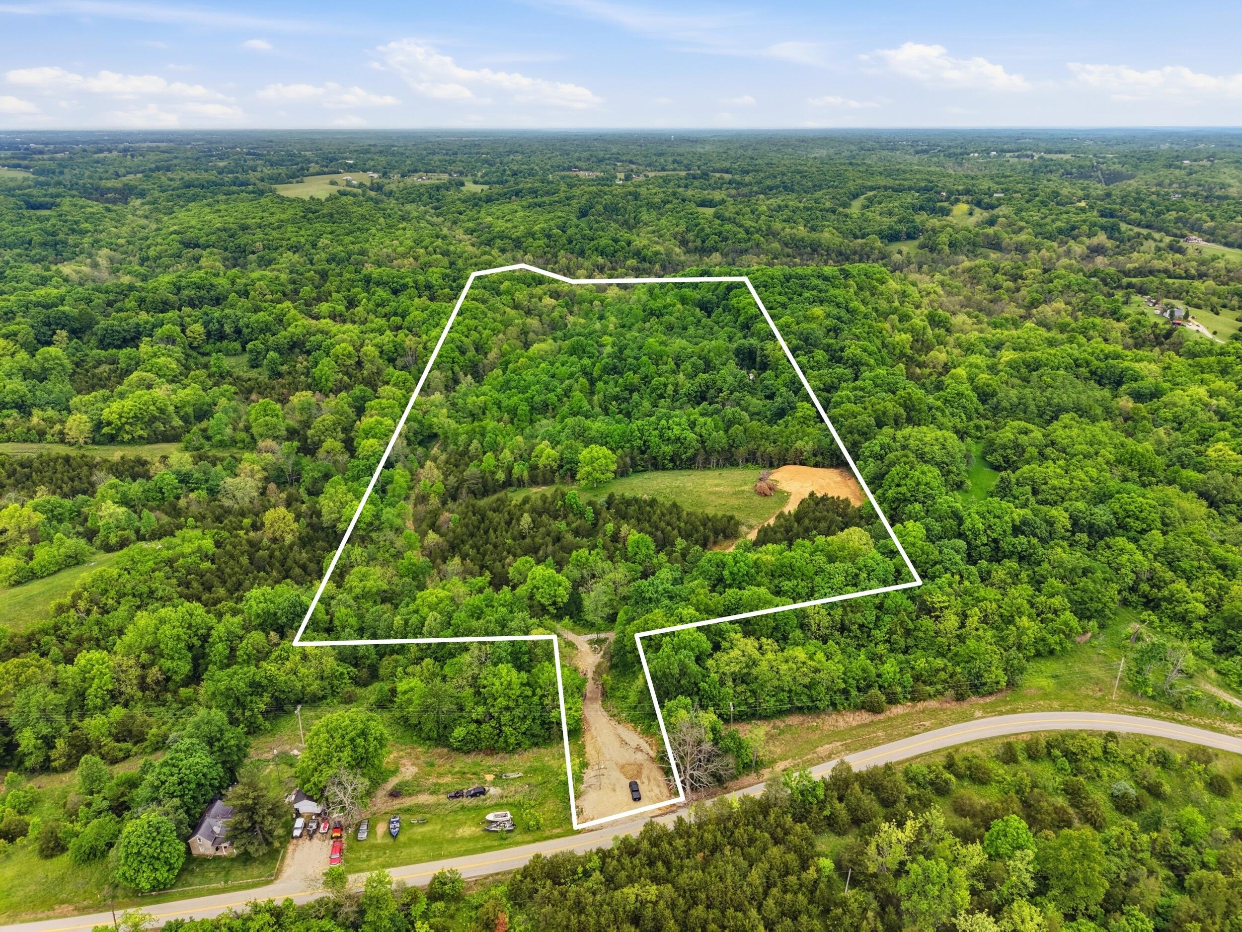 10118 Benson Pike Property Photo 6
