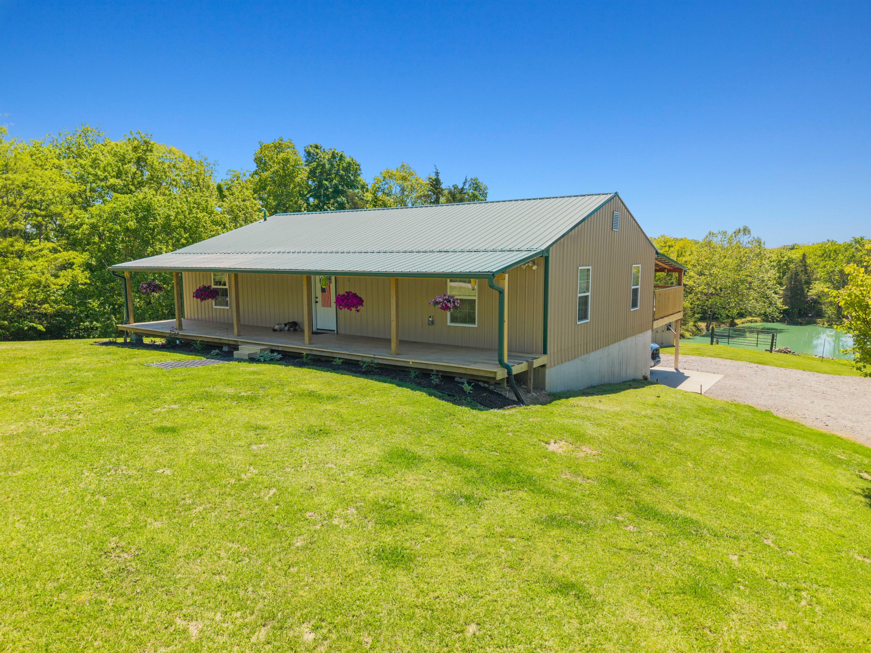 2109 Porter Road Property Photo 3