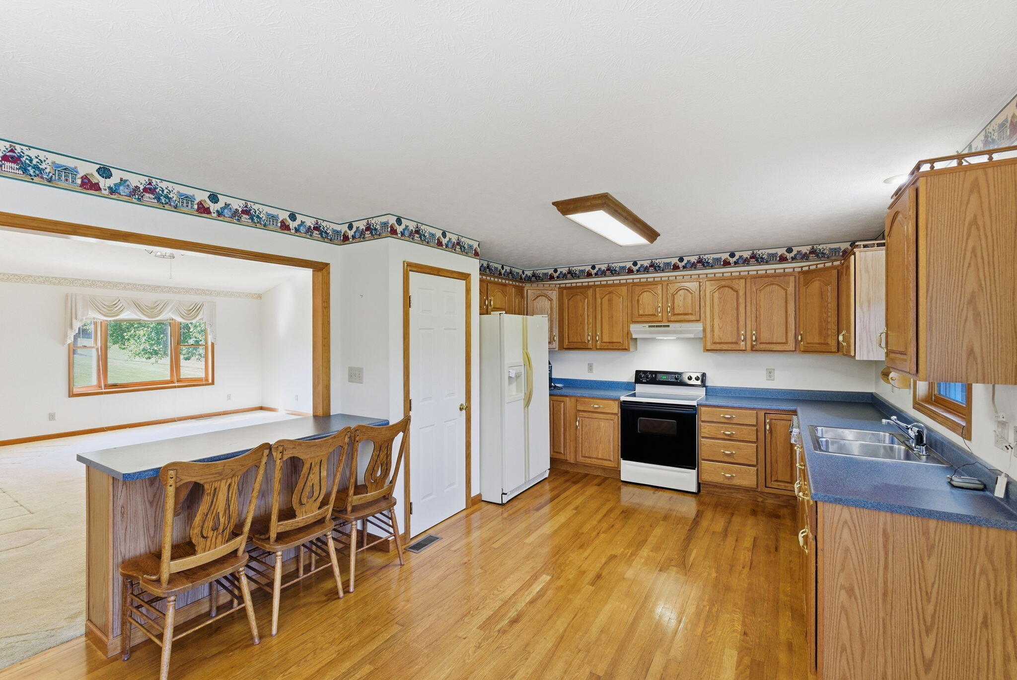 742 Colby Road Property Photo 16
