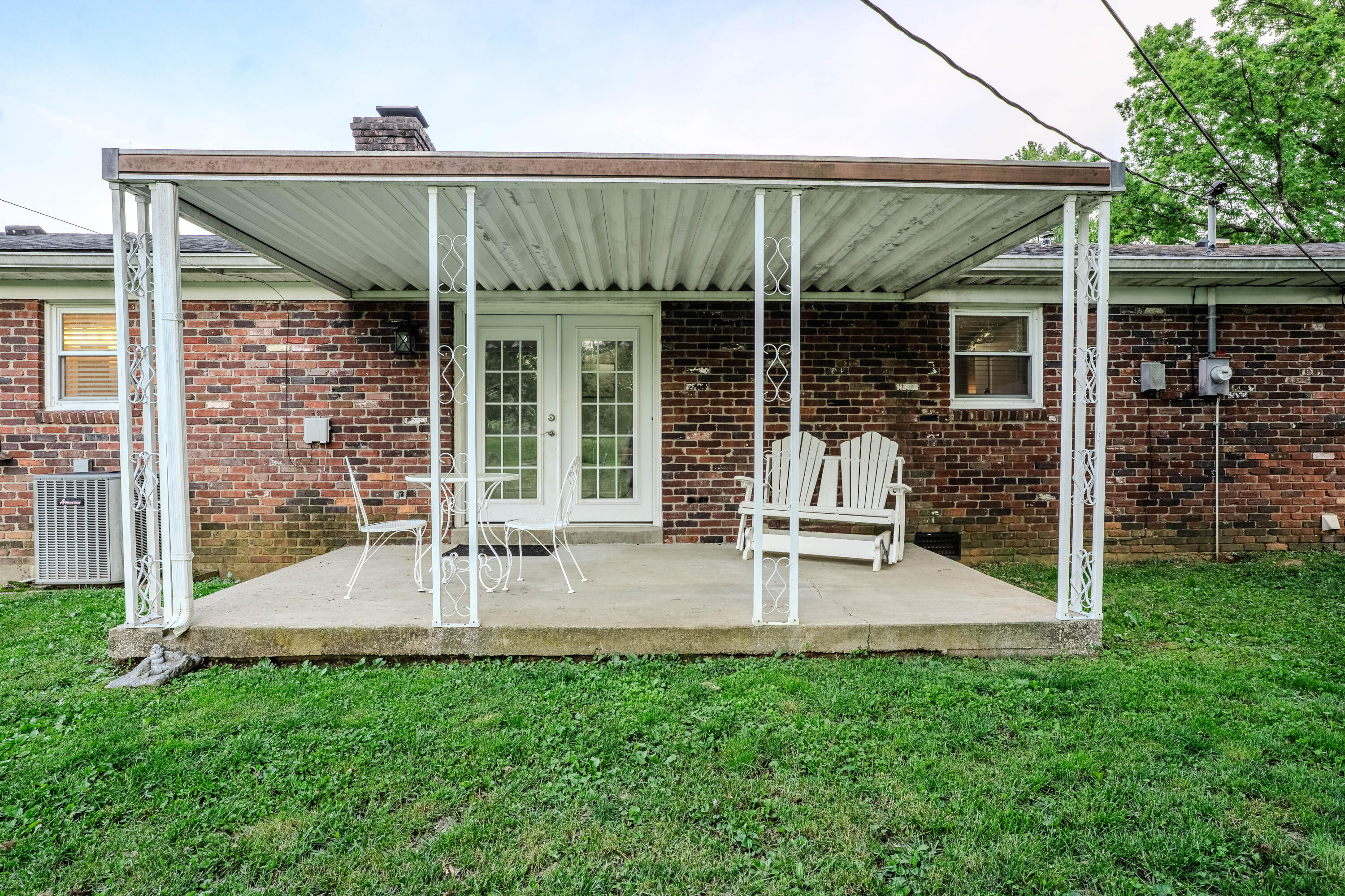 1229 Miami Trail Property Photo 24