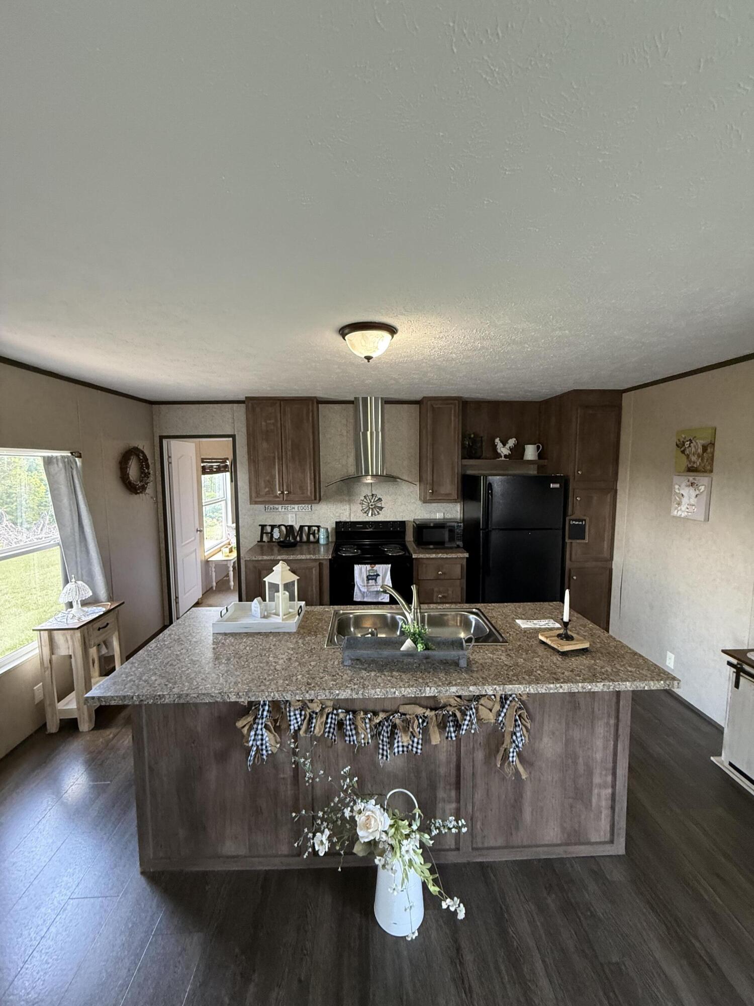 8680 Highway 196 Property Photo 1