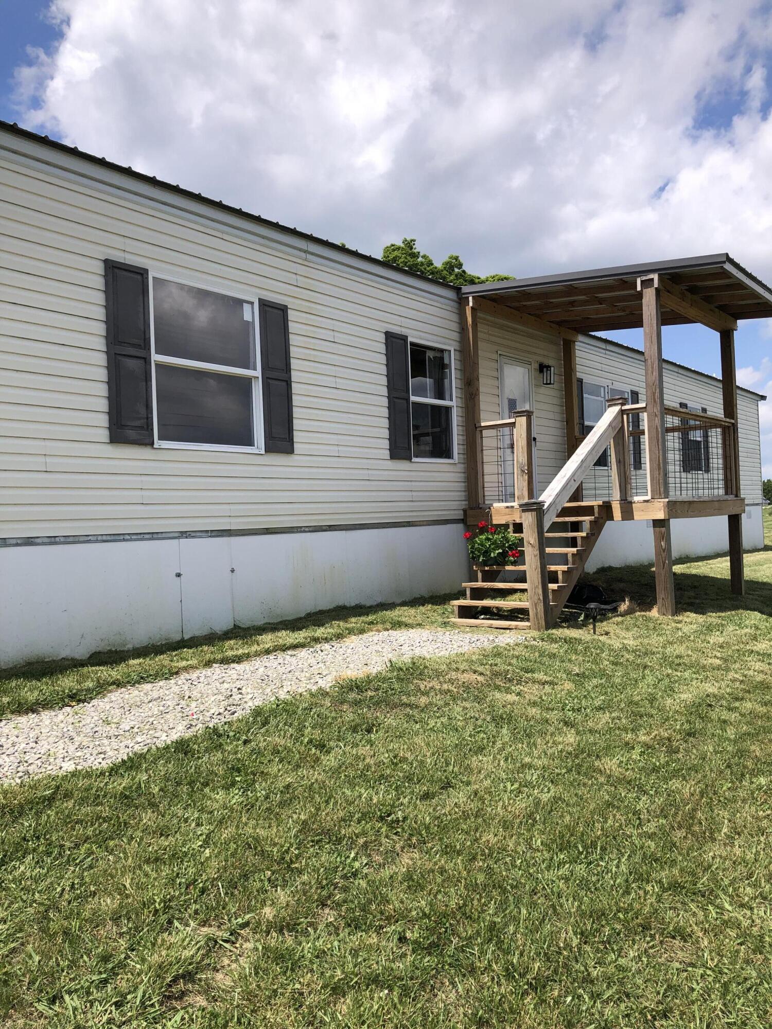 8680 Highway 196 Property Photo 3