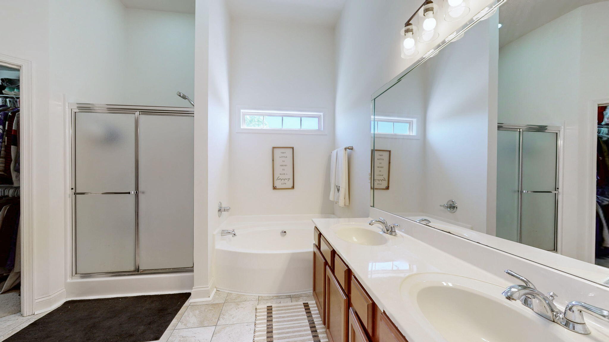 2380 Merluna Drive Property Photo 27