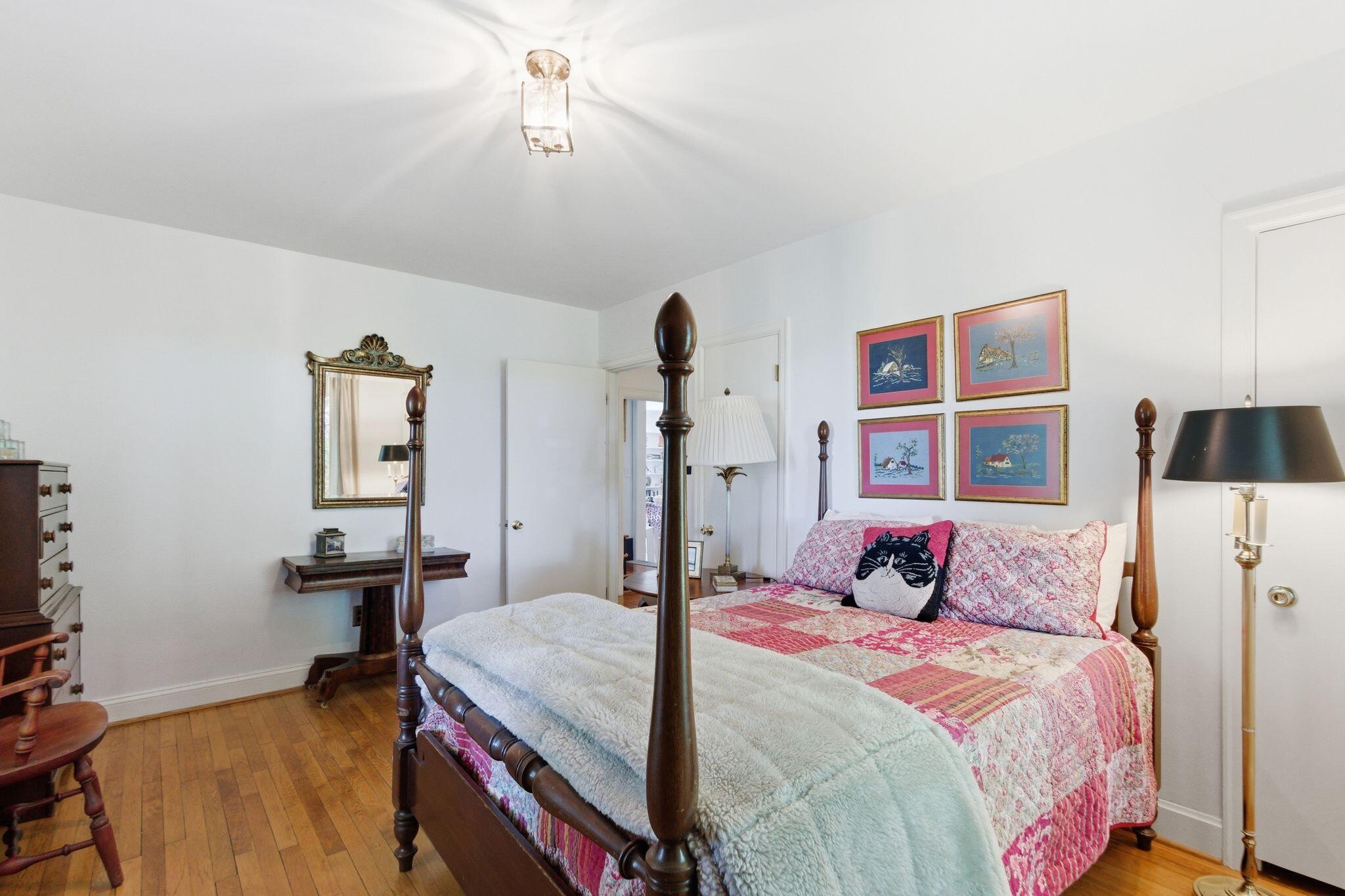 6166 Greenwich Pike Property Photo 17