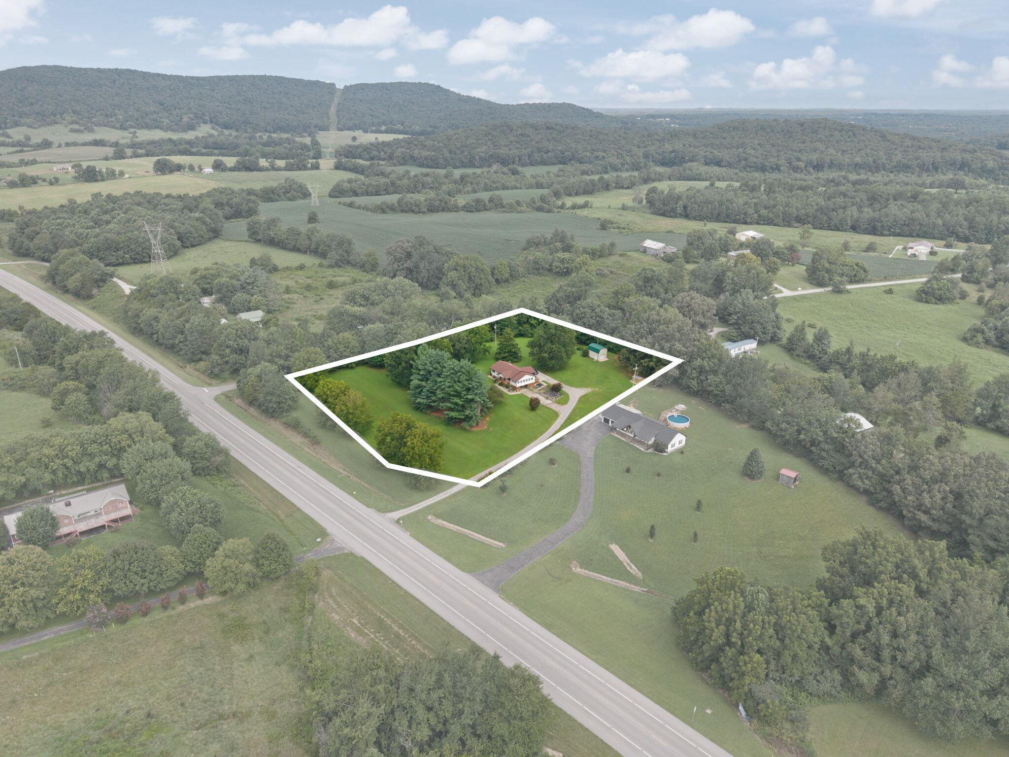5763 E Ky Hwy 90 Property Photo 54