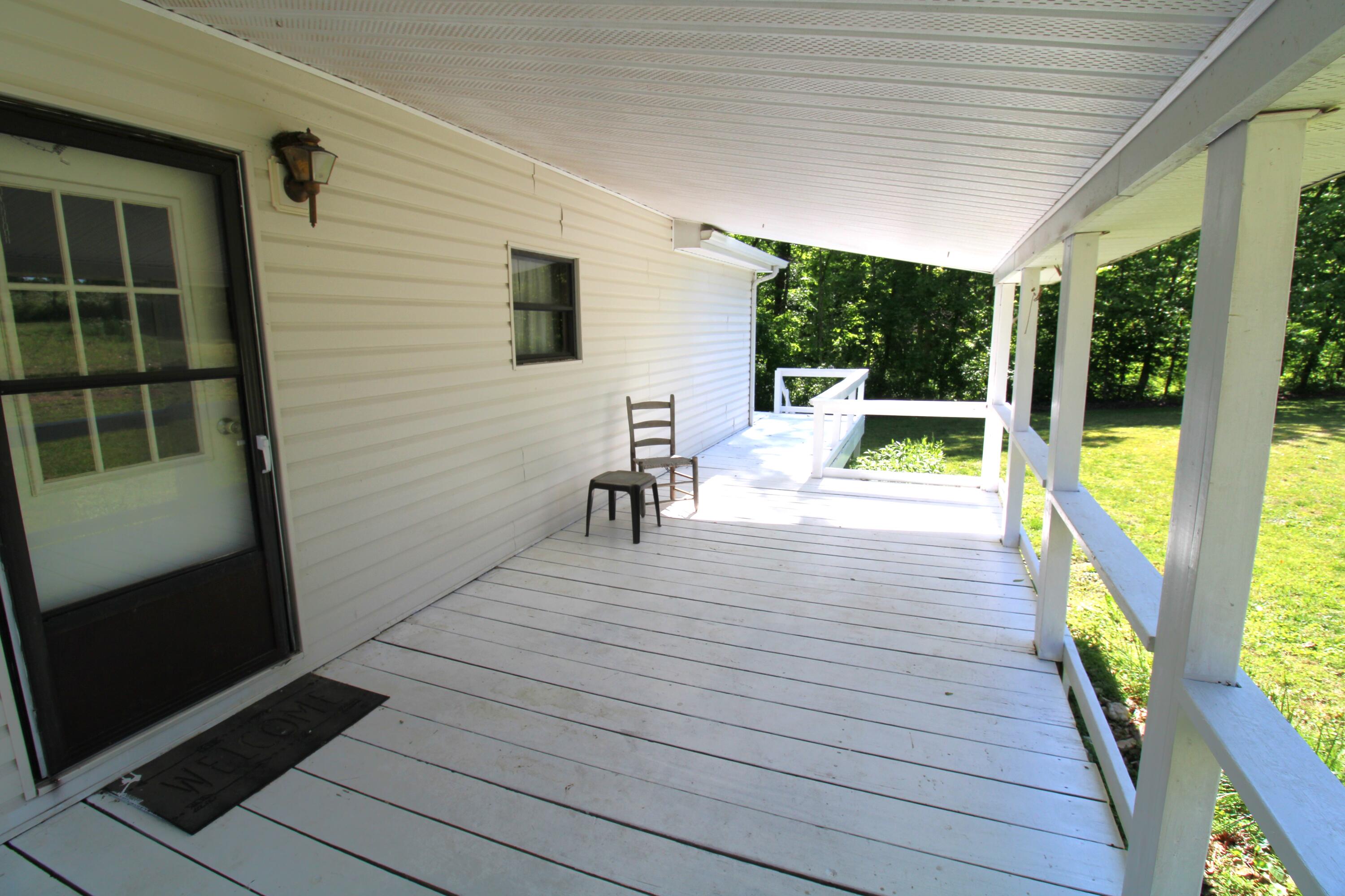 125 Boots Marie Boulevard Property Photo 5